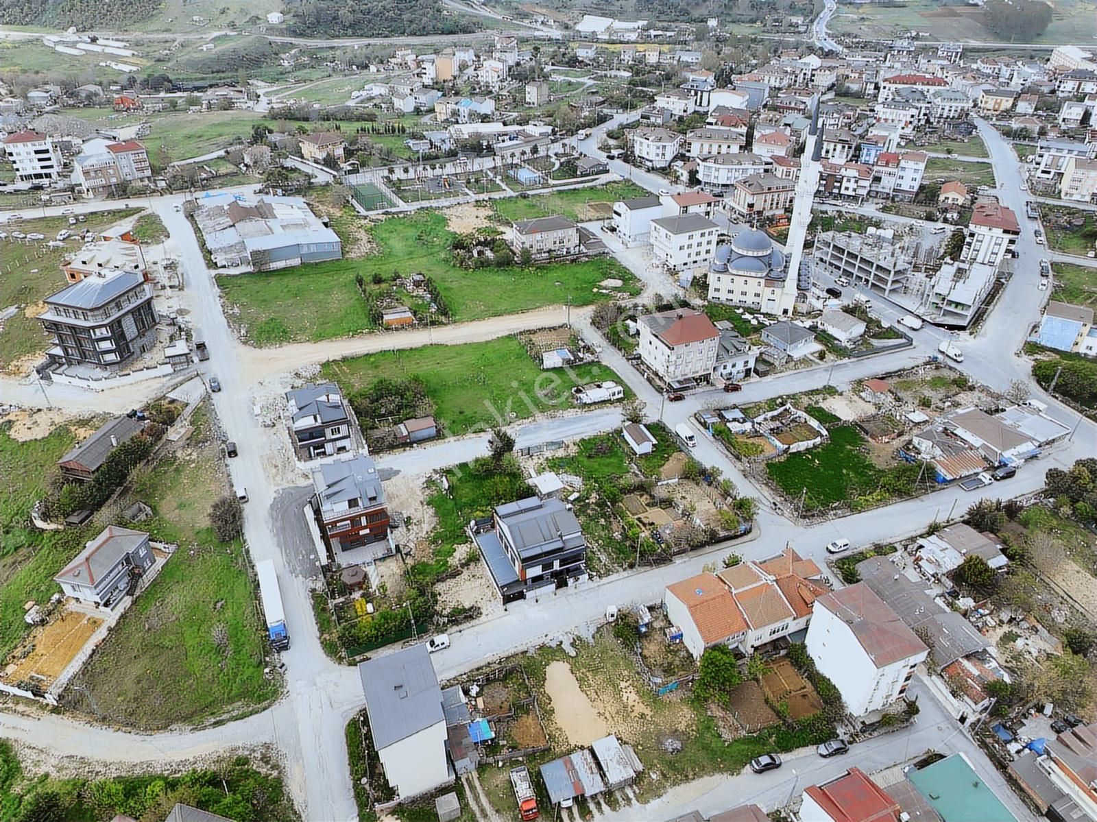 Satılık Arnavutköy Haraççı İmarlı İfrazlı Arsa Tek Tapu - Görsel 4