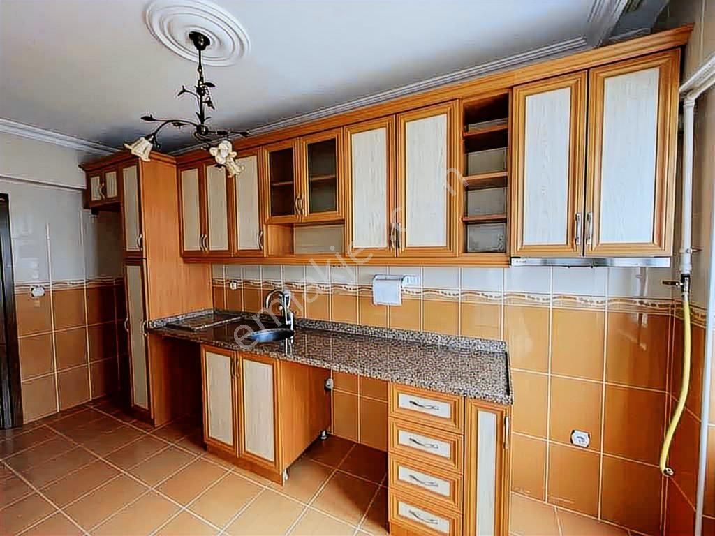Acilll Merkezde Satılık Daire - Görsel 7