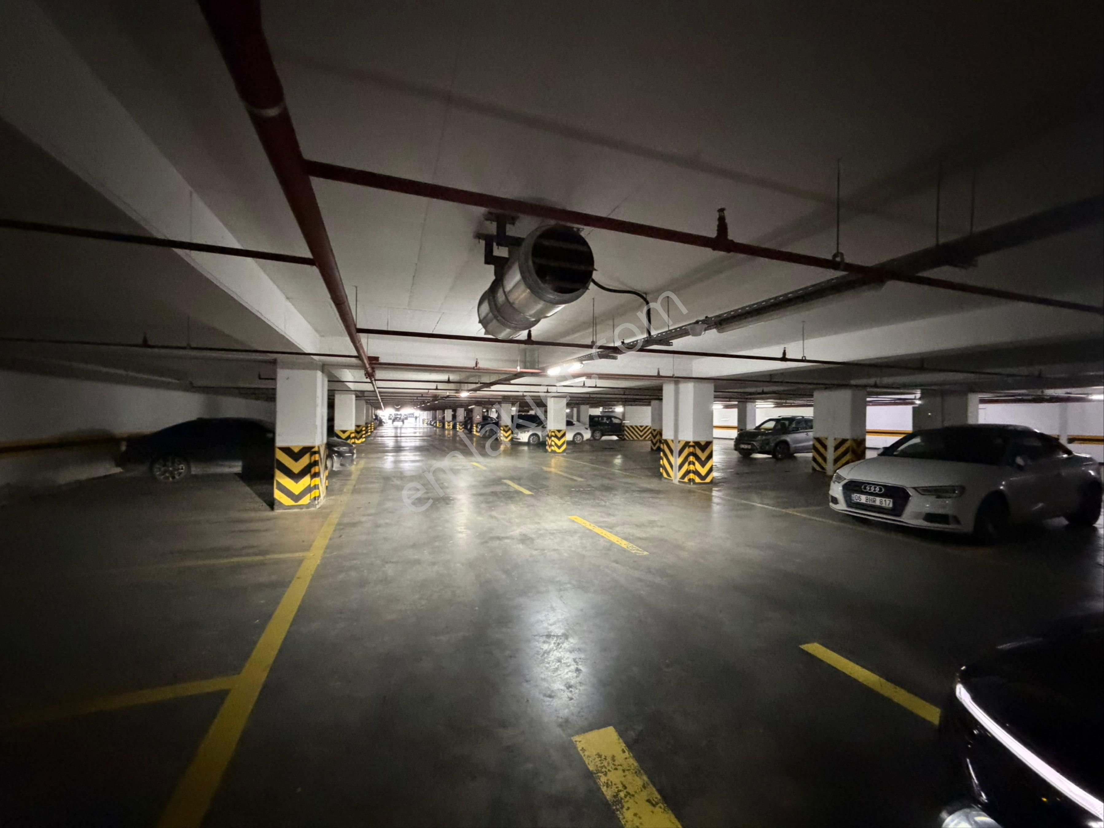 Teracce Tema Panoramik Şehir Manzaralı 1+1 Satılık Daire - Görsel 19