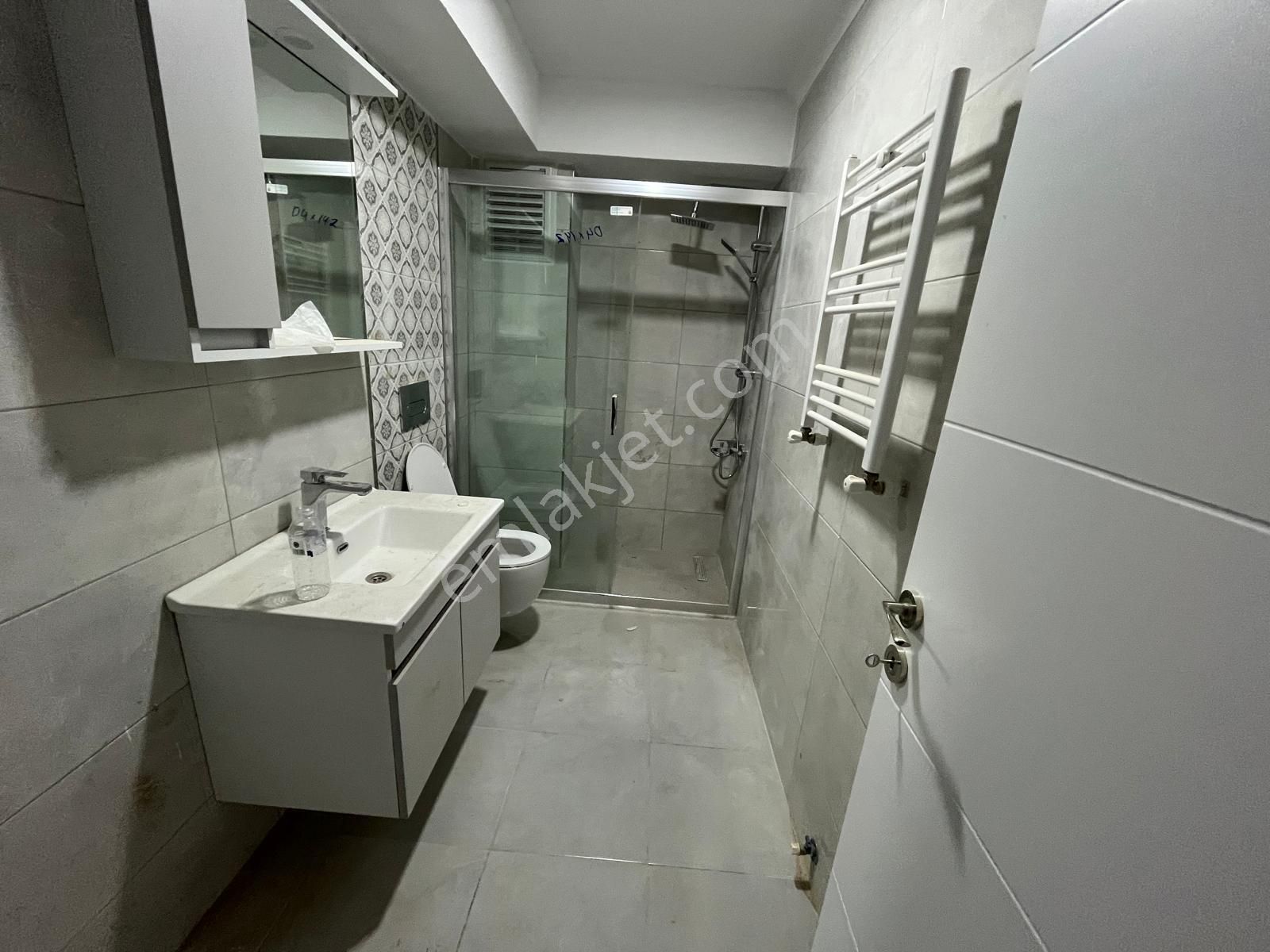 Serkan Gayrimenkulden Bahçelievler Çobançeşmede Sıfır Arakat Daireler - Görsel 8