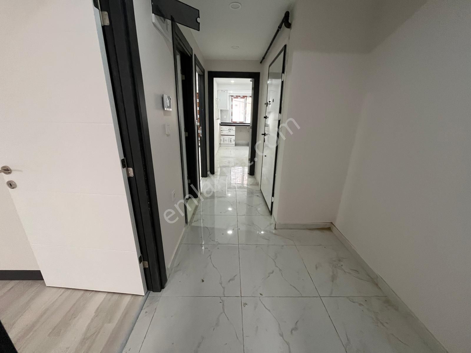 Serkan Gayrimenkulden Bahçelievler Çobançeşmede Sıfır Arakat Daireler - Görsel 6