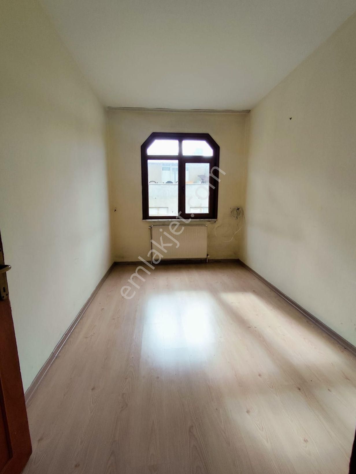 Mertcan Dan Adnan Kahveci Metroya Yürüme Arakat 2+1 Balkonlu Kiralık - Görsel 6