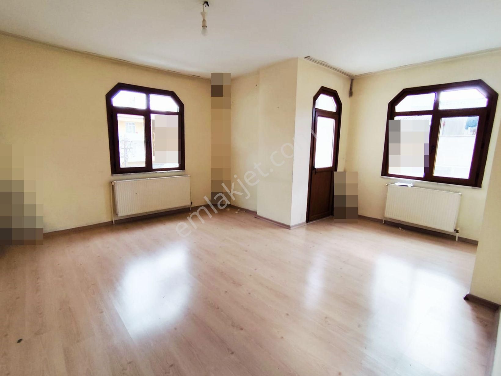 Mertcan Dan Adnan Kahveci Metroya Yürüme Arakat 2+1 Balkonlu Kiralık - Görsel 2