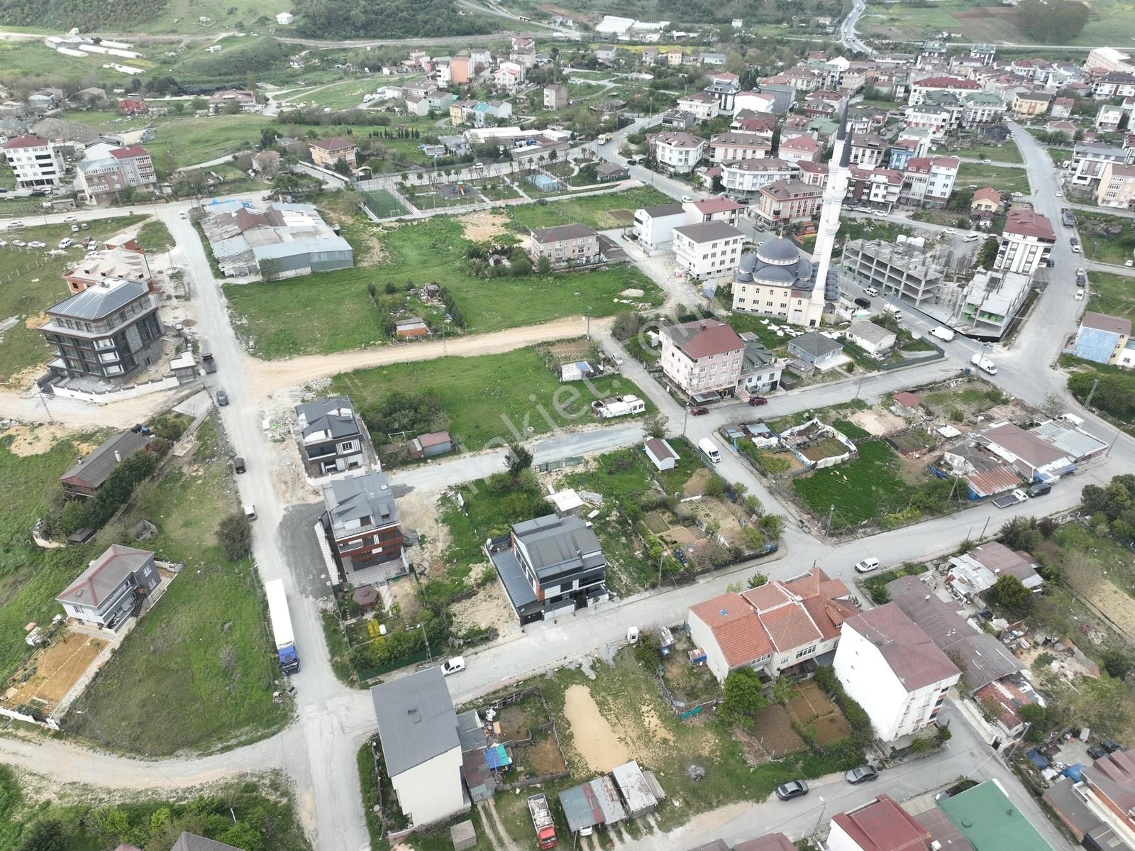 Satılık Arnavutköy Haraççı İmarlı İfrazlı Arsa Tek Tapu - Görsel 5