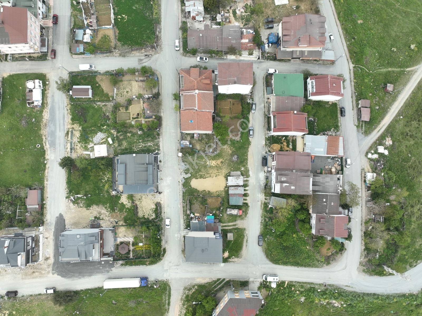 Satılık Arnavutköy Haraççı İmarlı İfrazlı Arsa Tek Tapu - Görsel 4