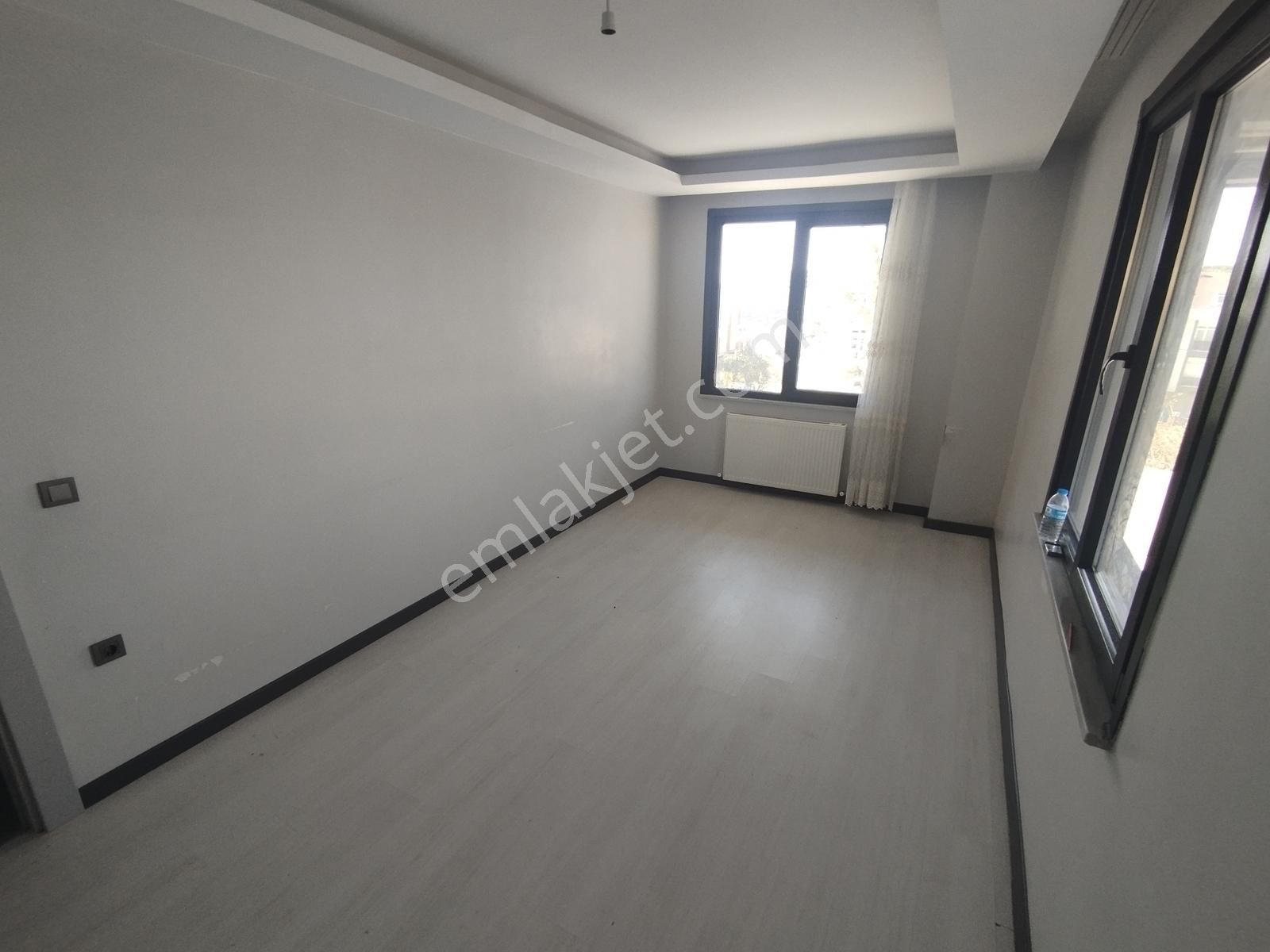 Arnavutköy Taşoluk Bölgesinde Kiralık 2+1 Daire - Görsel 15