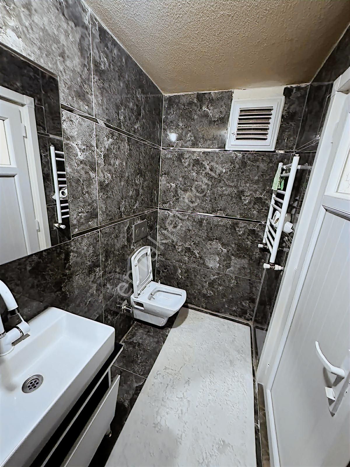 Sultangazi Habibler De Site İçerisinde Otoparklı Dubleks - Görsel 31