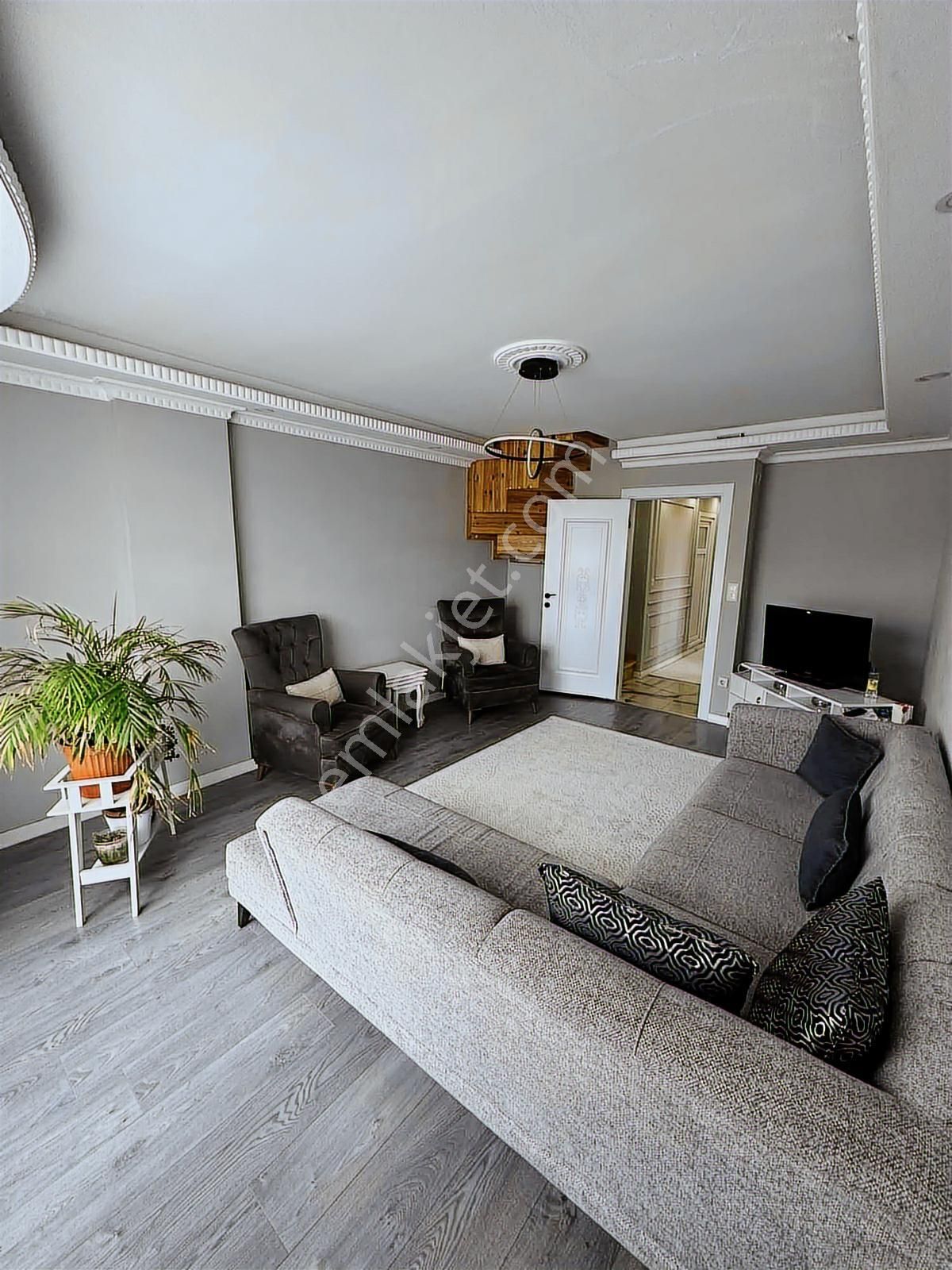 Sultangazi Habibler De Site İçerisinde Otoparklı Dubleks - Görsel 3