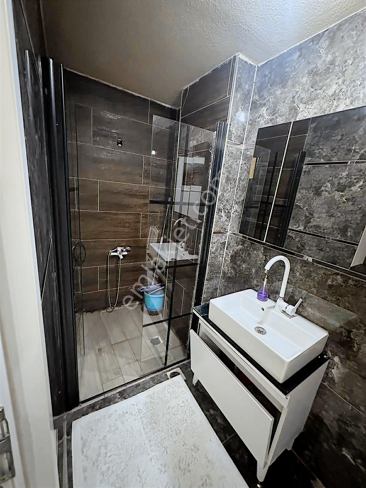 Sultangazi Habibler De Site İçerisinde Otoparklı Dubleks - Görsel 25