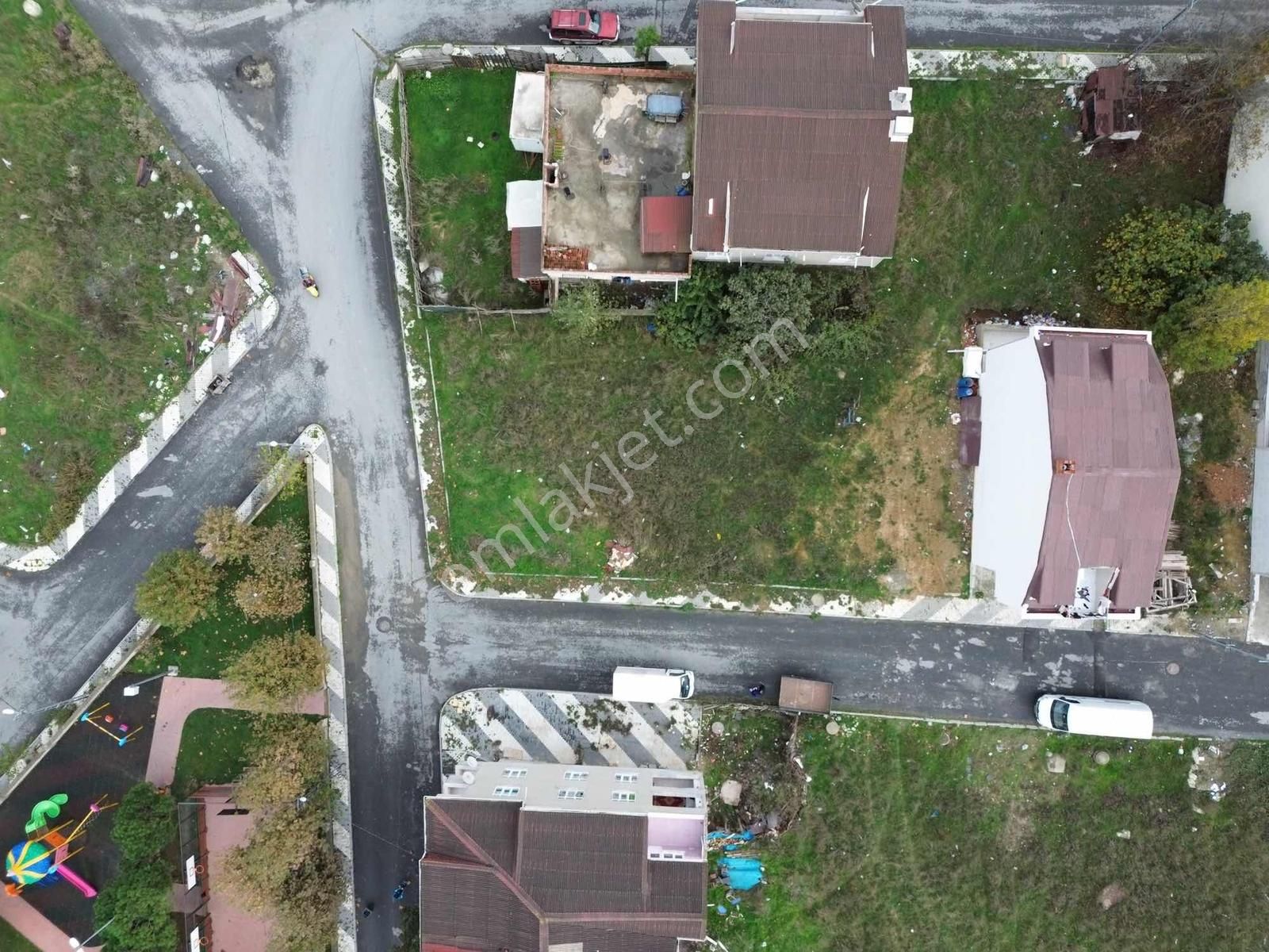 Arnavutköy Yavuzselim Mahallesinde Satılık 129 M2 İmarlı Arsa