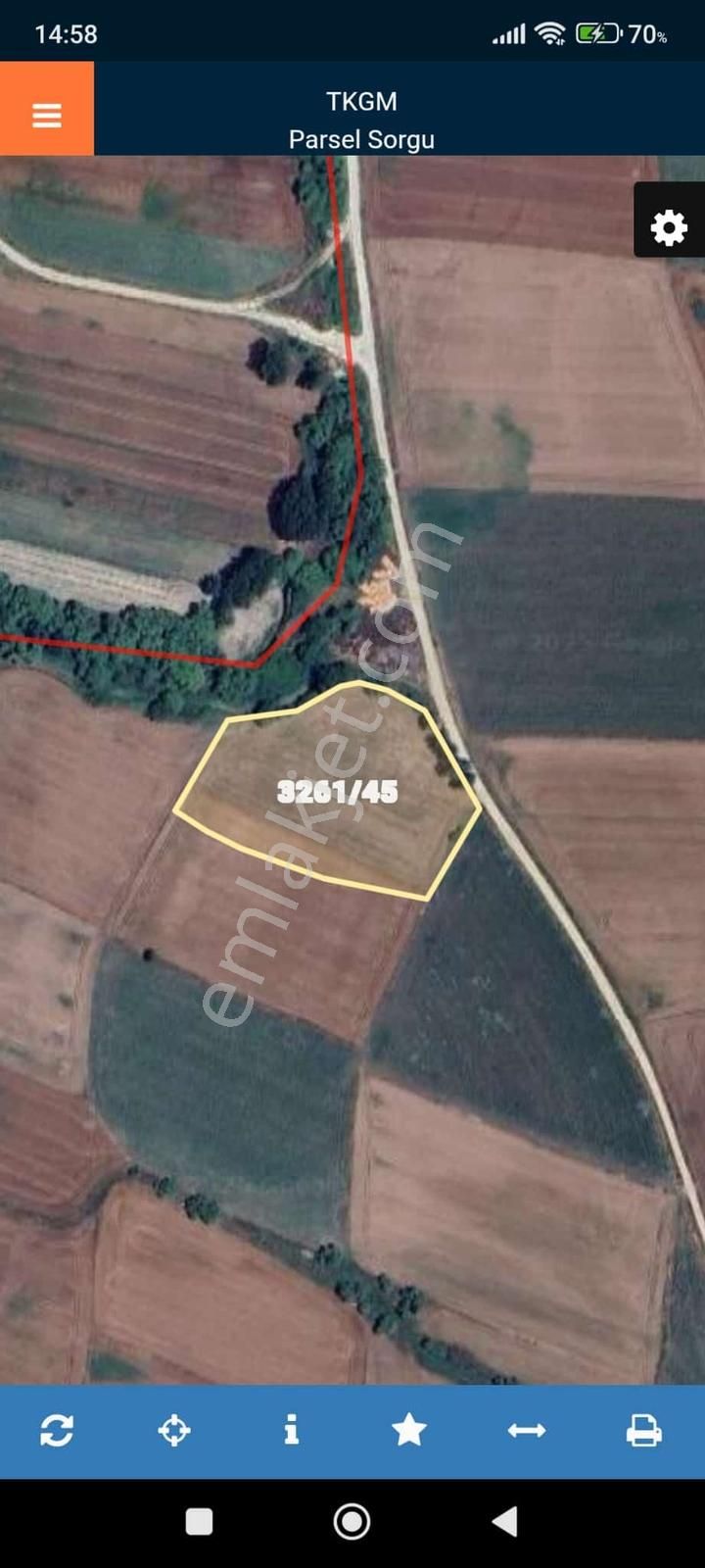 Silivri Fener Mahallesinde Mustakil Tek Tapu 9804 M2 Arsa