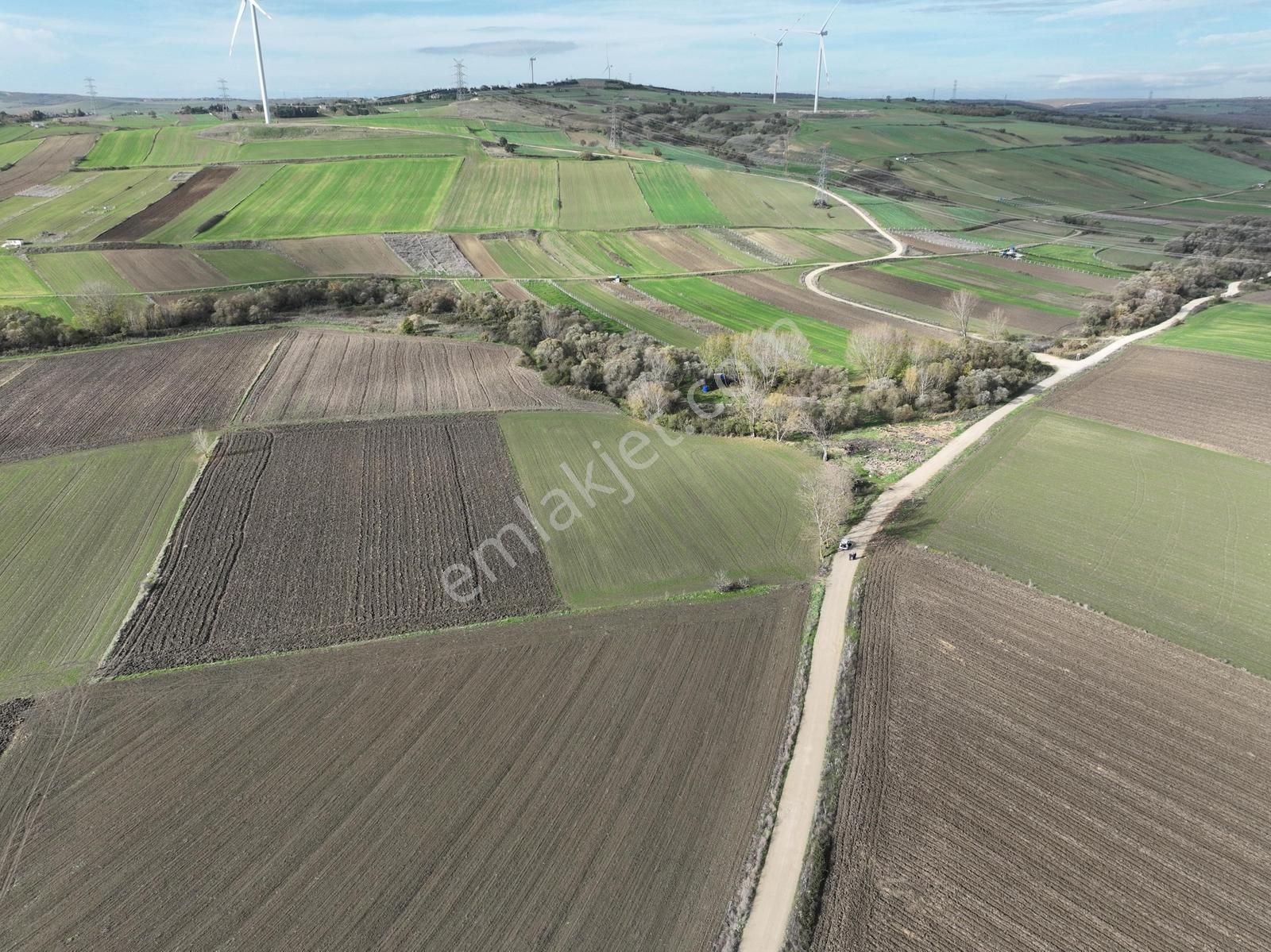 Silivri Fener Mahallesinde Mustakil Tek Tapu 9804 M2 Arsa - Görsel 15