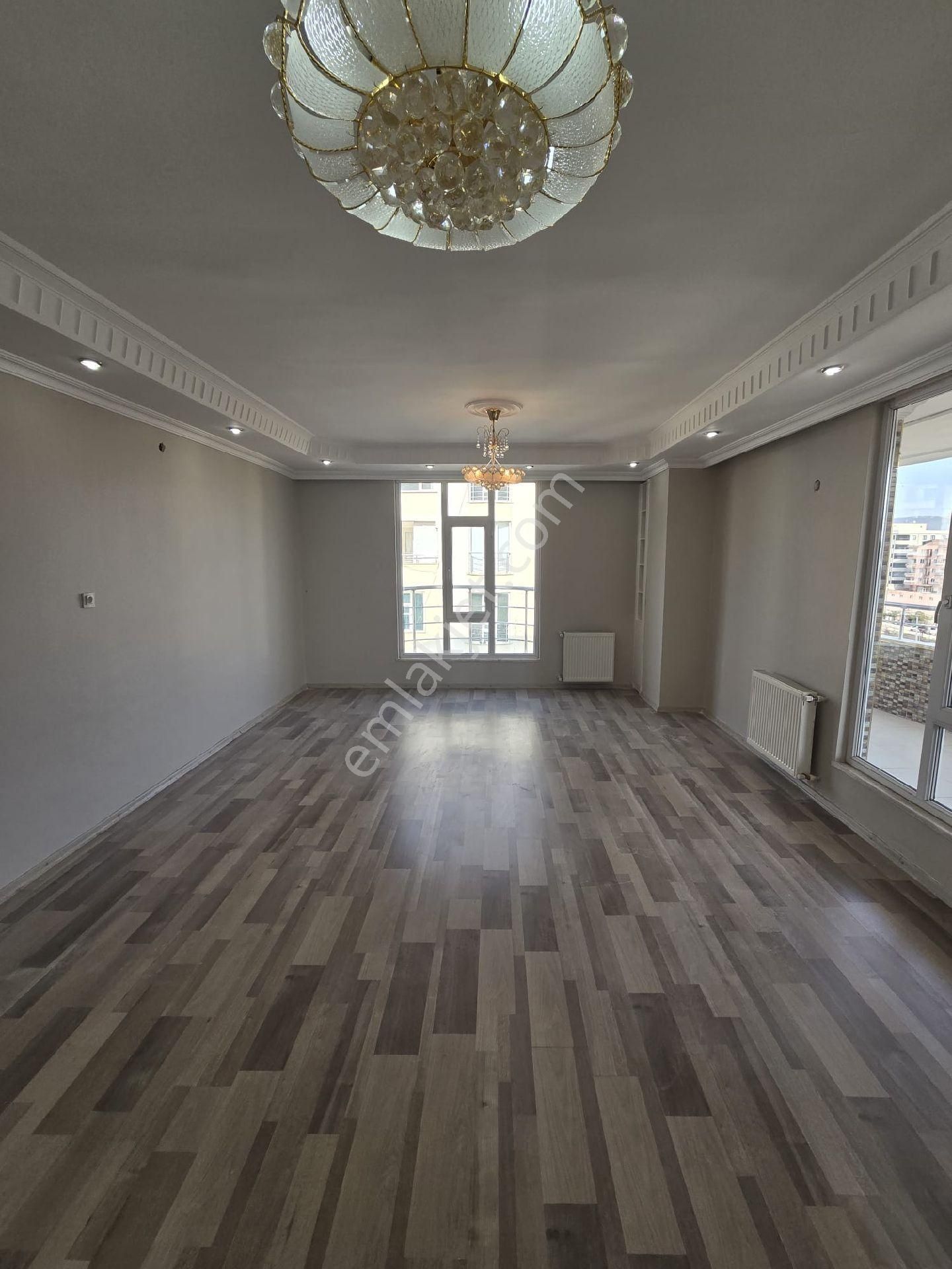 Finans Emlak'tan 4+1 Akpiyarda Site İcinde Satılık Daire - Görsel 4