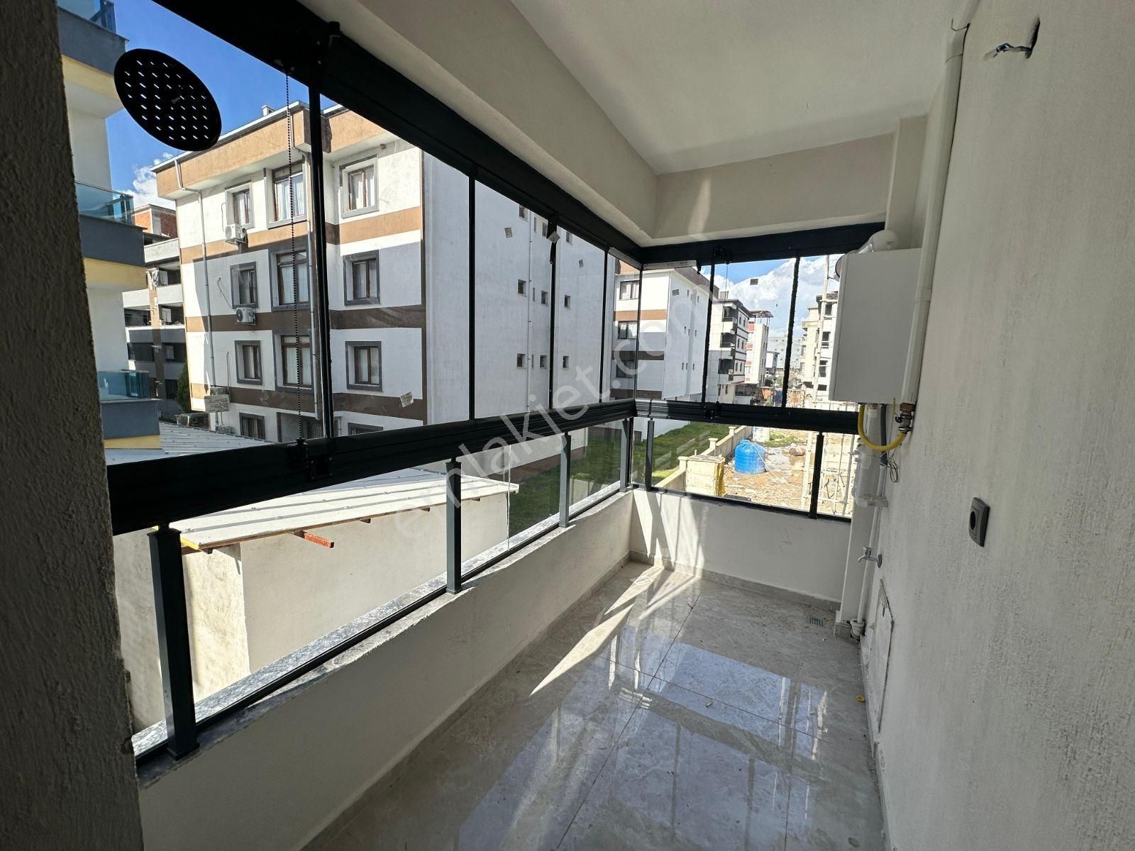 Emiryapida Gayrimenkuldan Lüks Yatırımlık Daire - Görsel 5