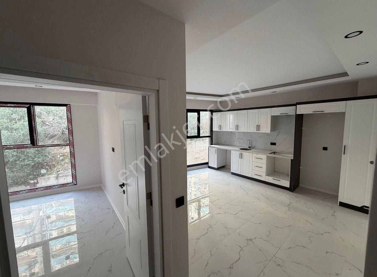 Kuşadası Ege Mahallesin De Marinaya Yakın Doğalgazlı 1+1 50m2 Sıfır Fırsat Daire..! - Görsel 12