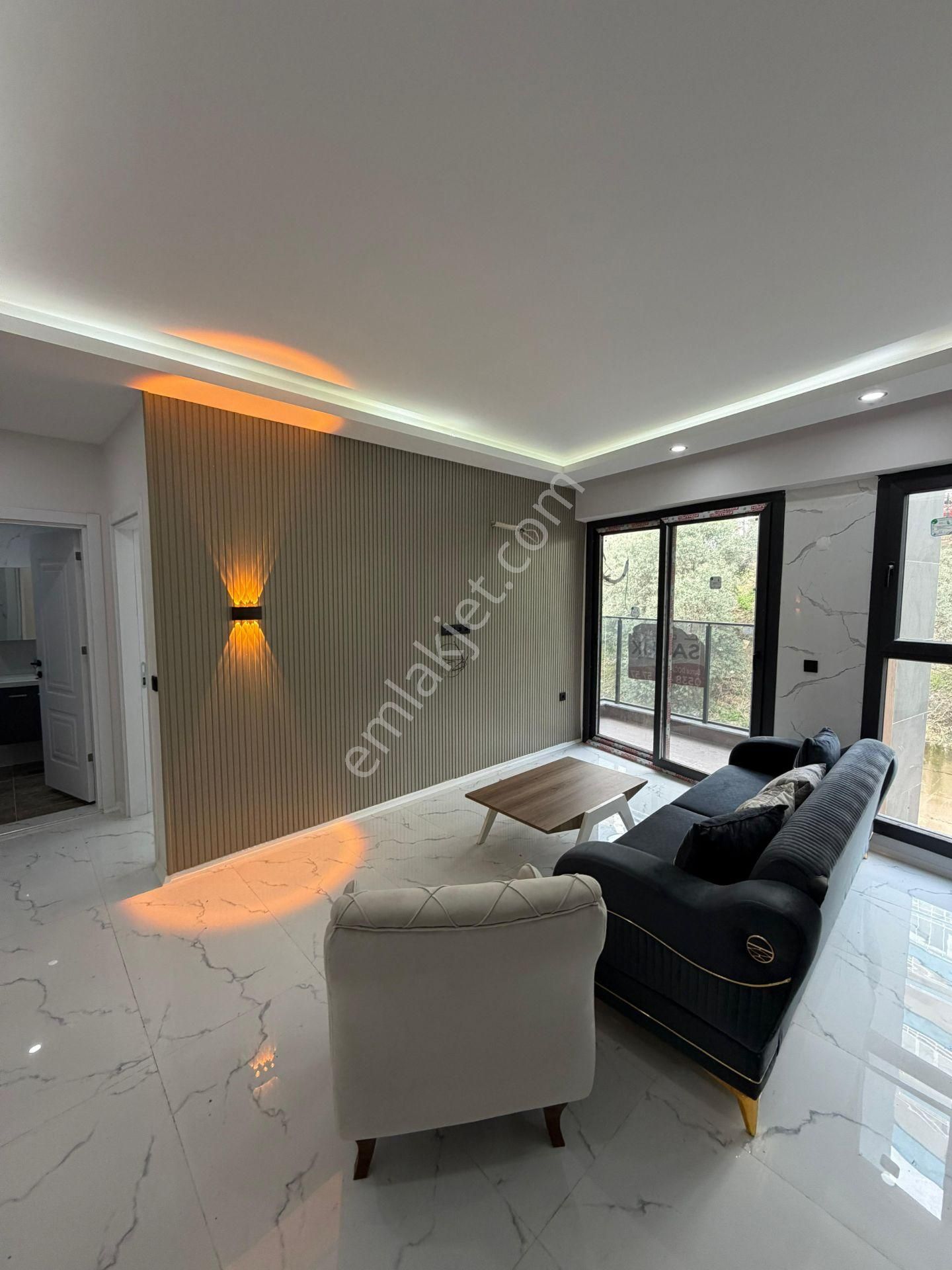 Kuşadası Ege Mahallesin De Marinaya Yakın Doğalgazlı 1+1 50m2 Sıfır Fırsat Daire..!