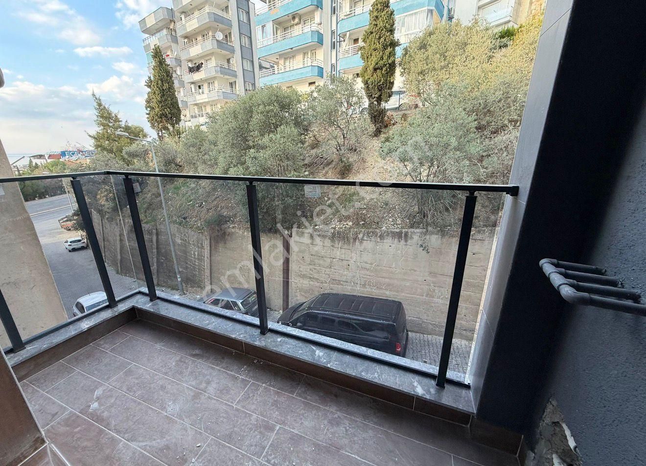 Kuşadası Ege Mahallesin De Marinaya Yakın Doğalgazlı 1+1 50m2 Sıfır Fırsat Daire..! - Görsel 17