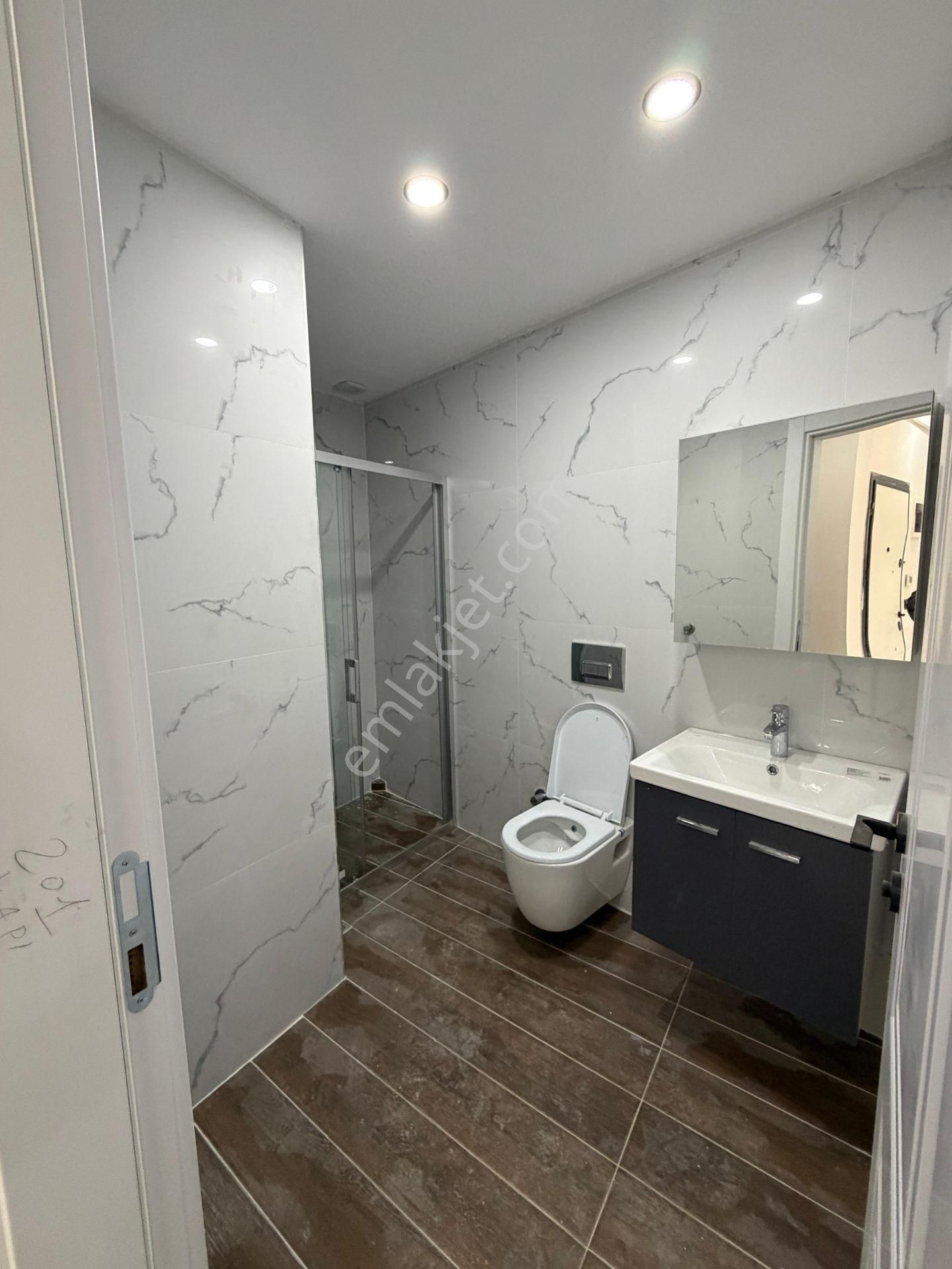 Kuşadası Ege Mahallesin De Marinaya Yakın Doğalgazlı 1+1 50m2 Sıfır Fırsat Daire..! - Görsel 10