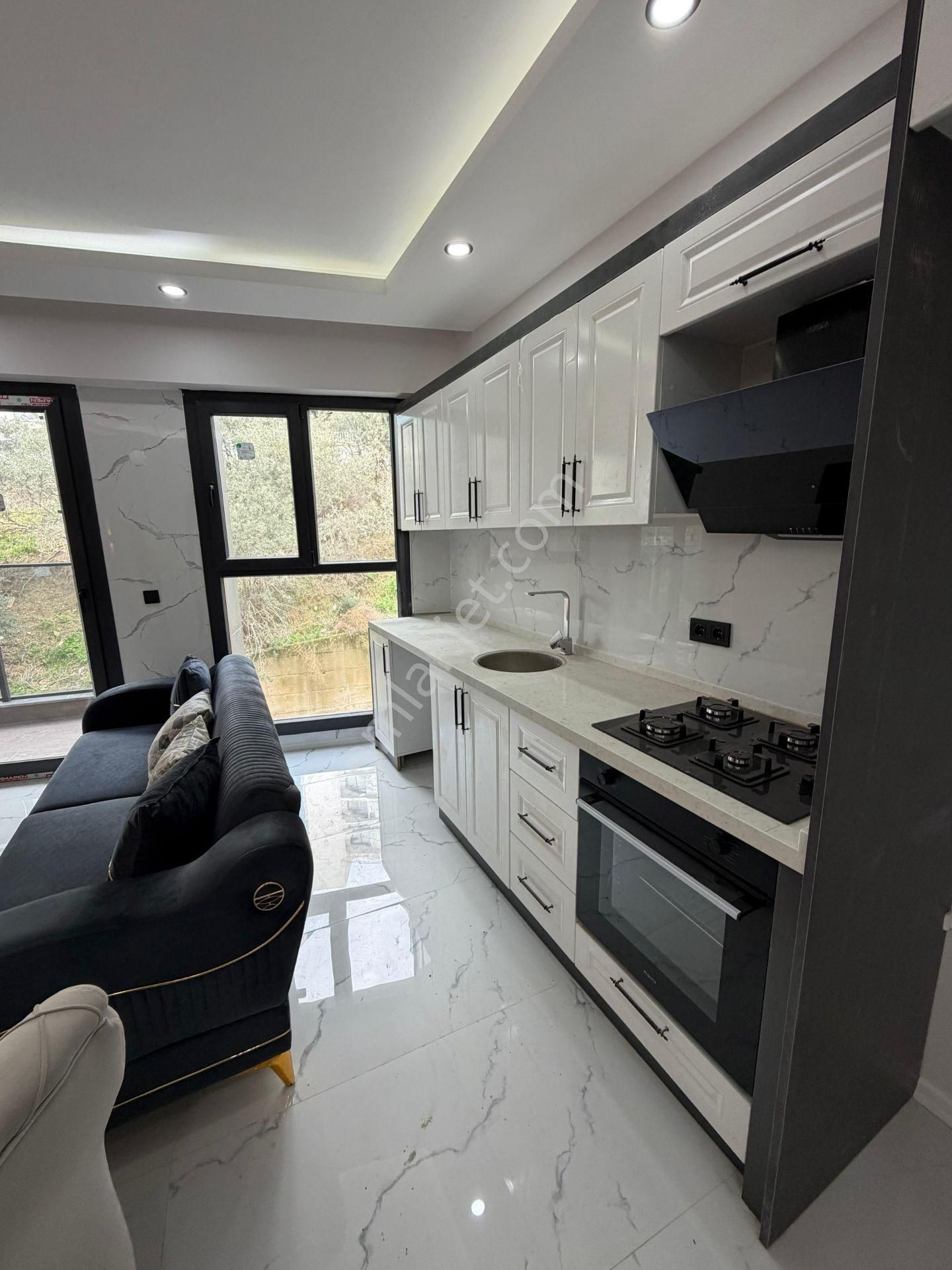 Kuşadası Ege Mahallesin De Marinaya Yakın Doğalgazlı 1+1 50m2 Sıfır Fırsat Daire..! - Görsel 6