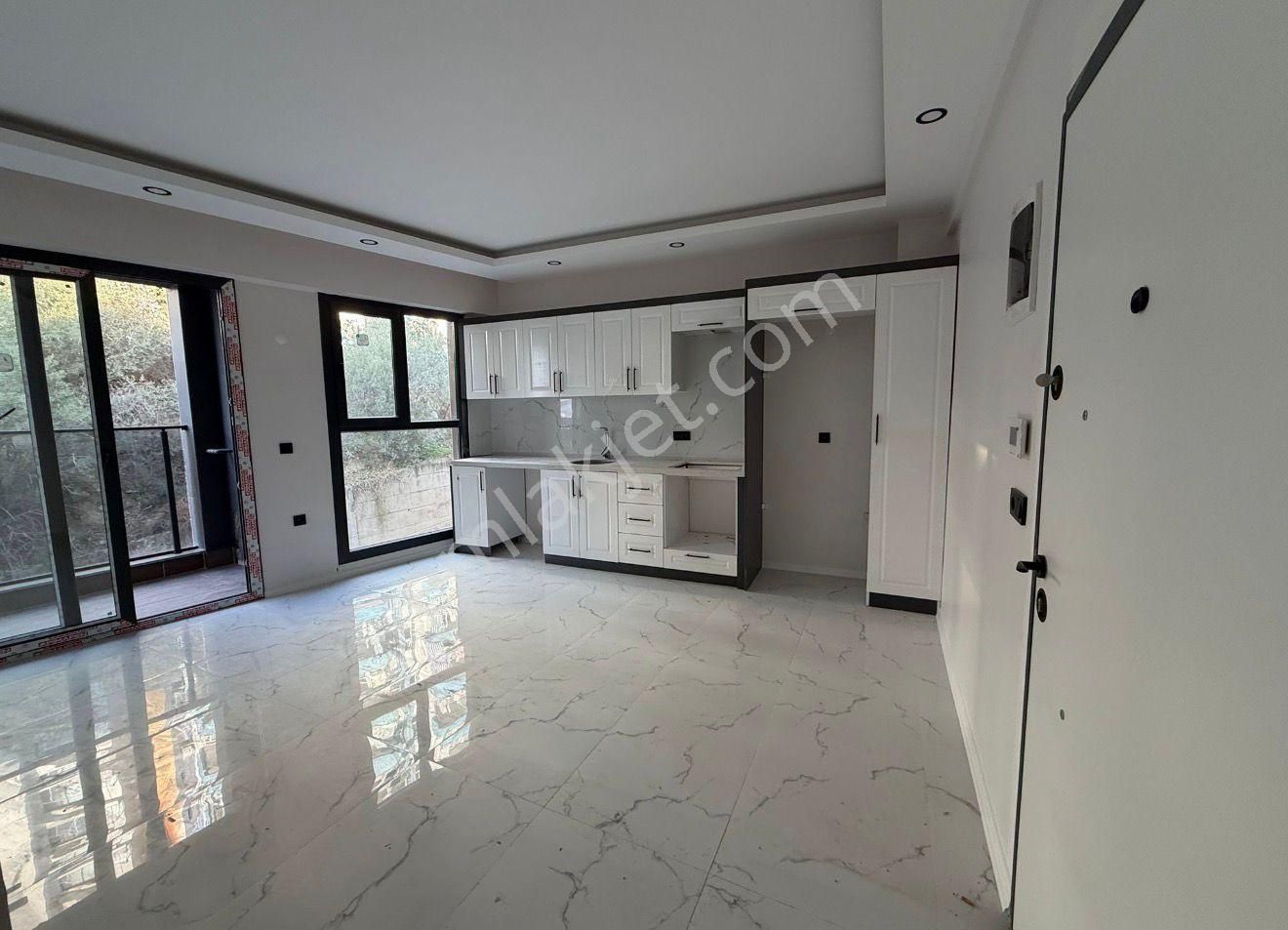 Kuşadası Ege Mahallesin De Marinaya Yakın Doğalgazlı 1+1 50m2 Sıfır Fırsat Daire..! - Görsel 18