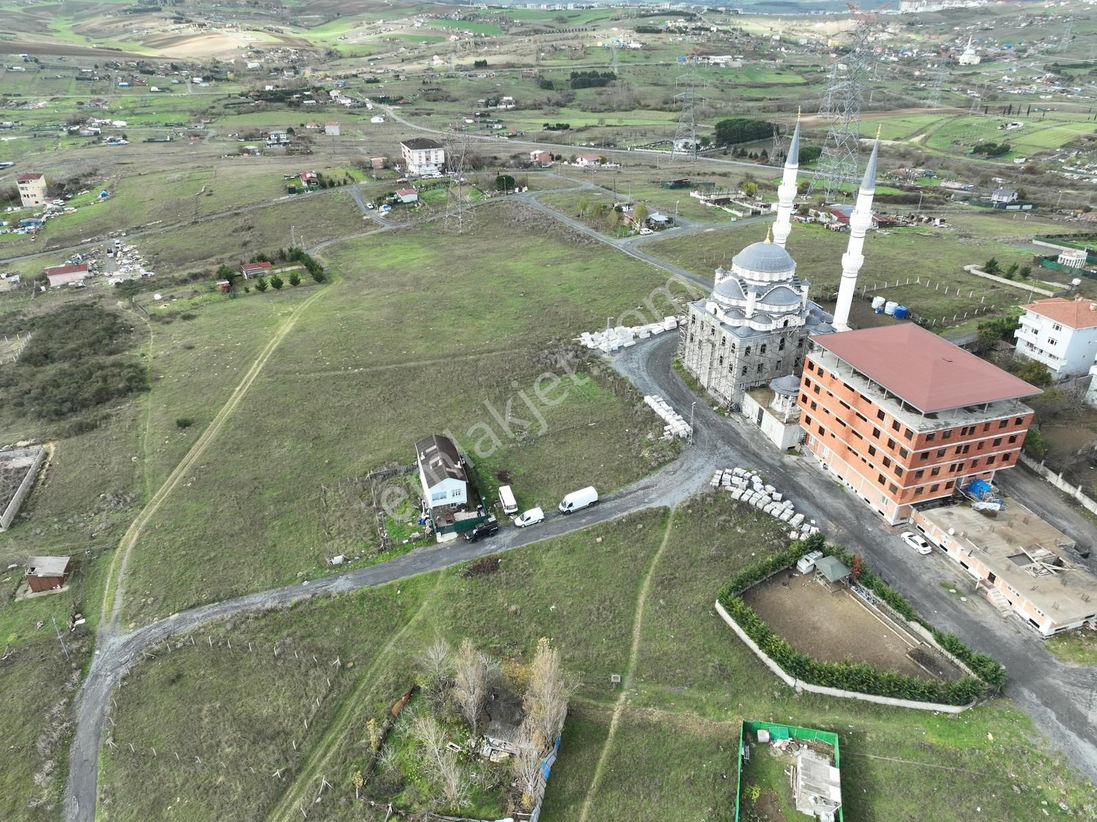 Arnavutköy Fatih Mahallesi Askıda Satılık Arsa - Görsel 12