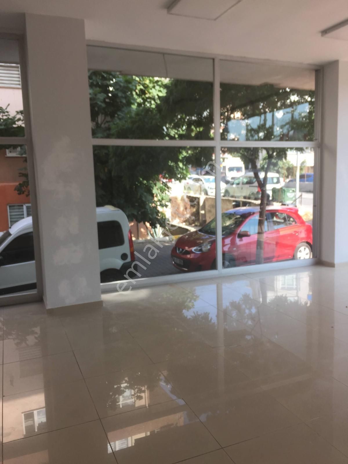 Maltepe'nin En İşlek Noktasında Köşe Başı Satılık Dükkan - Görsel 19