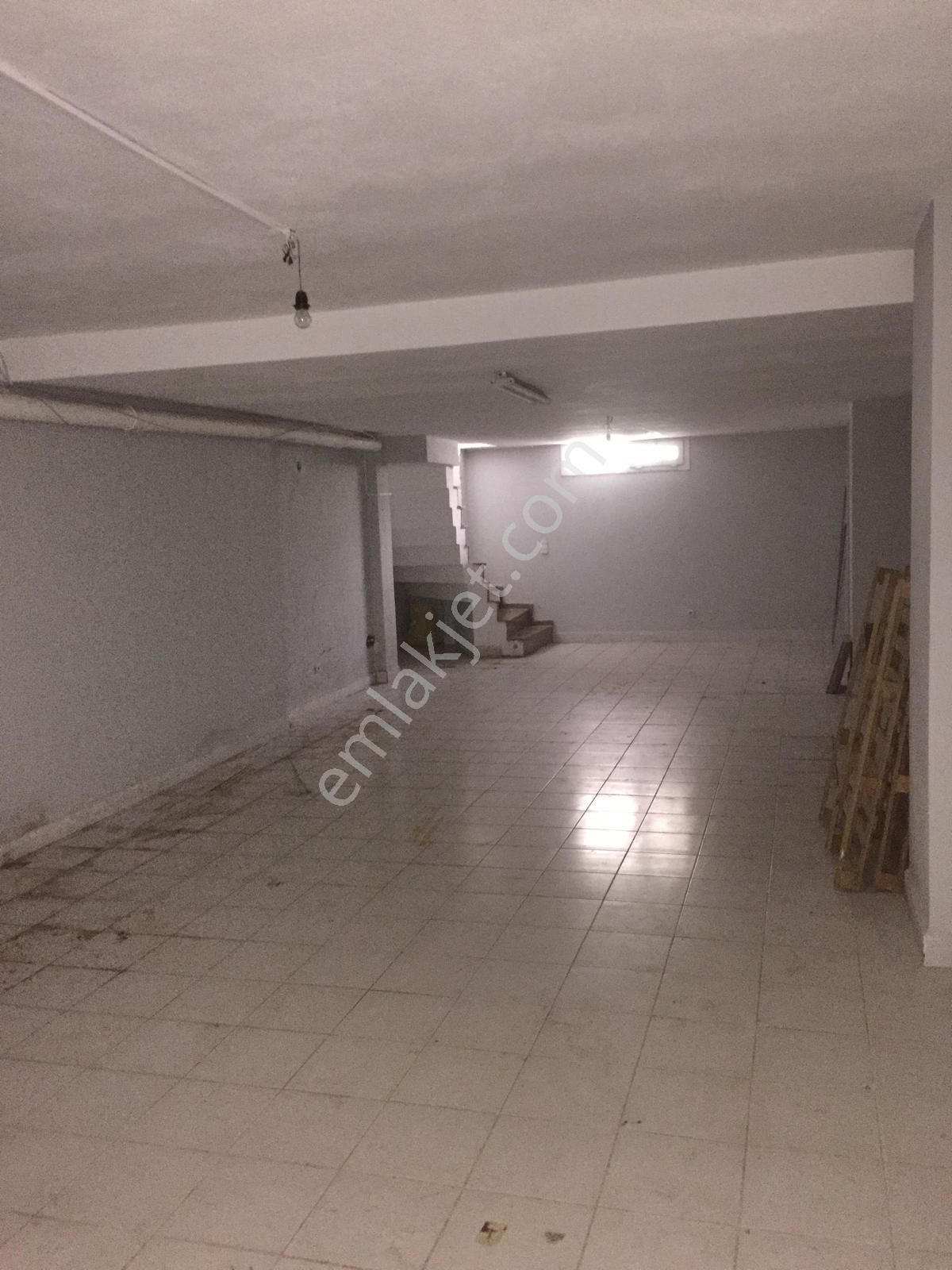Maltepe'nin En İşlek Noktasında Köşe Başı Satılık Dükkan - Görsel 17