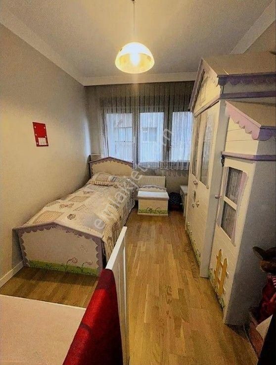 Kadiköy Şenesenevlerde Central Hastanesi Yakını 3+1 İskanlı Mükemmel Dairea - Görsel 8