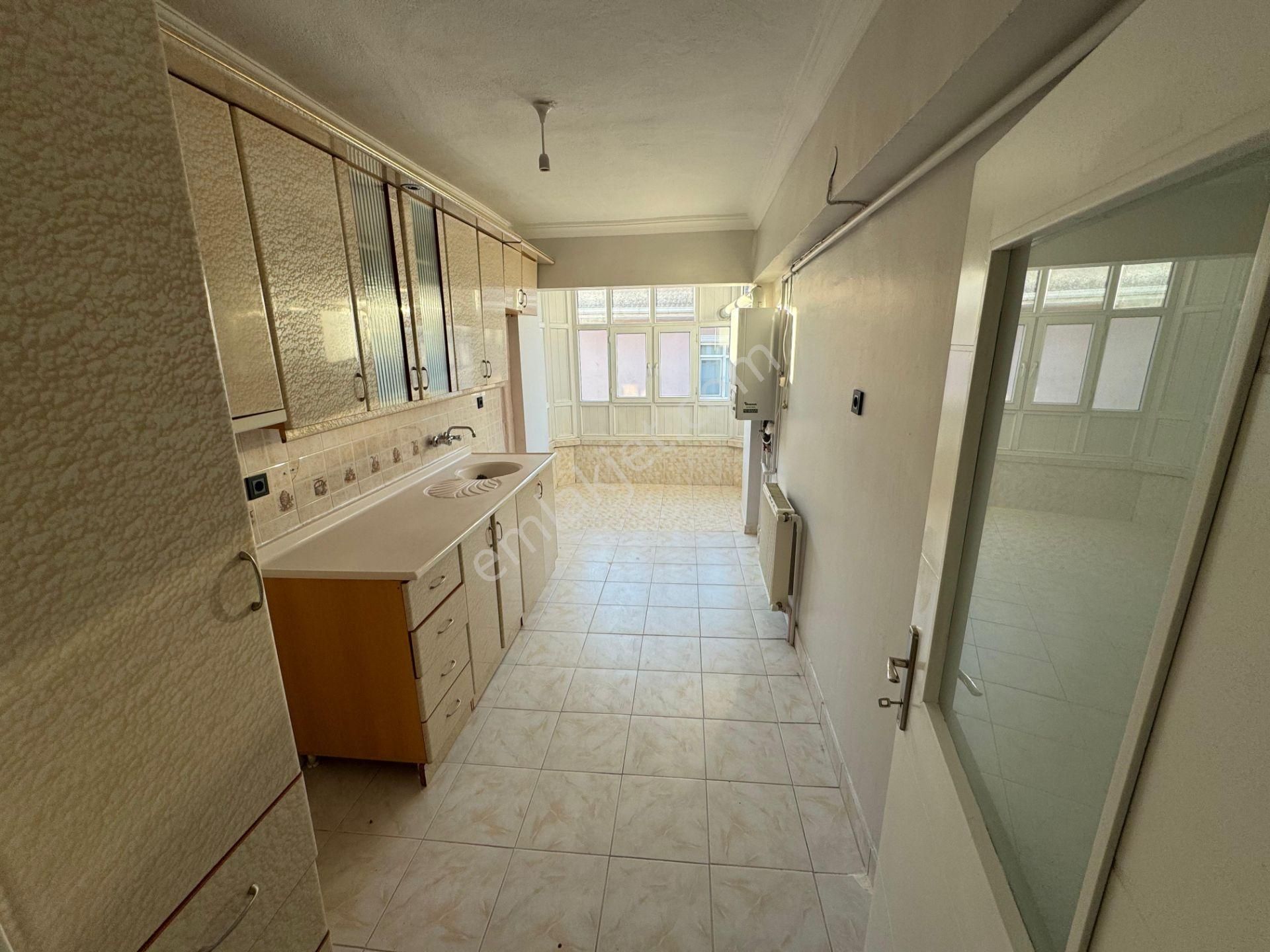 Akşemsettin Mahallesinde 3+1 Katta Fırsat Daire