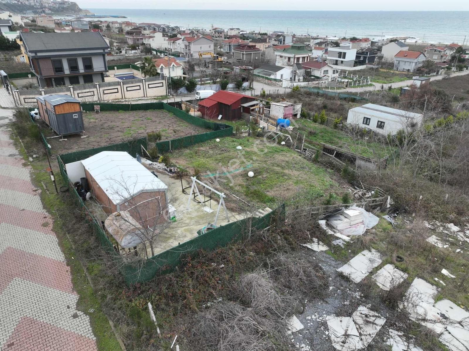Karaburun Da Konteyner Ve Bahçesi Olan Deniz Manzaralı Arsa - Görsel 22