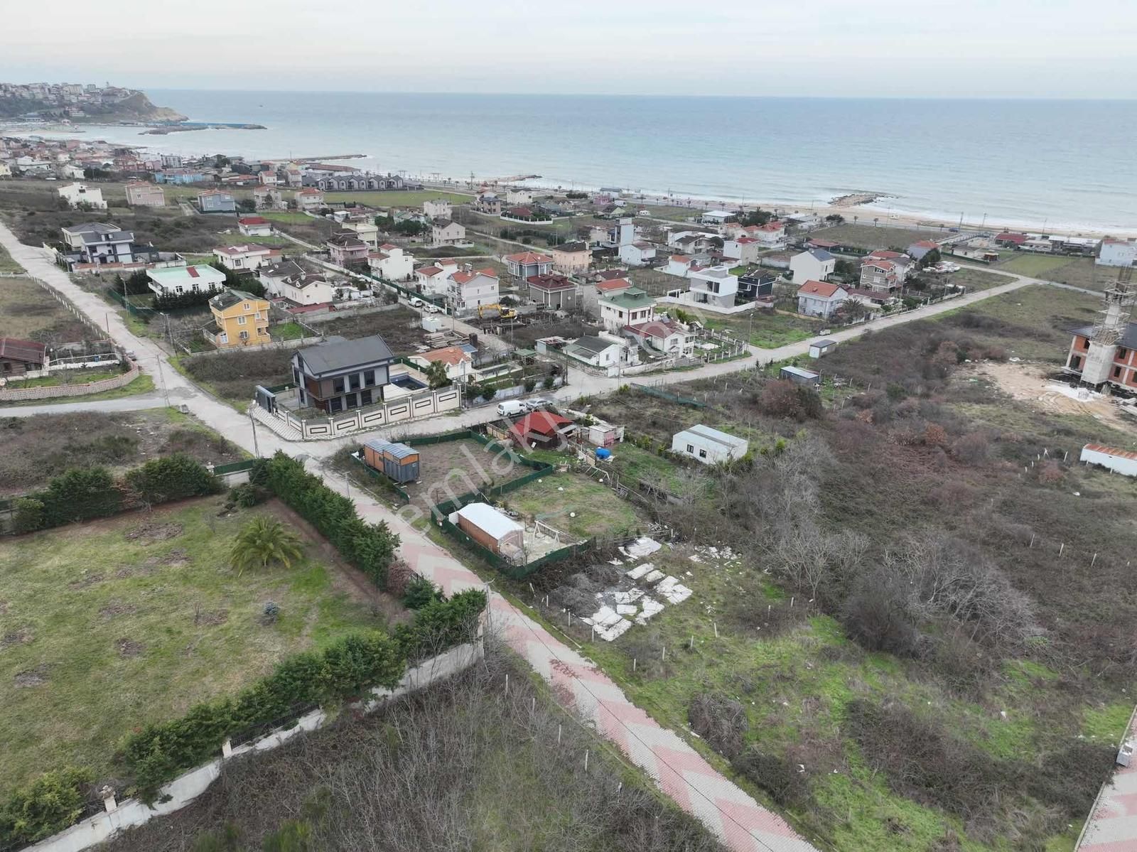 Karaburun Da Konteyner Ve Bahçesi Olan Deniz Manzaralı Arsa - Görsel 30