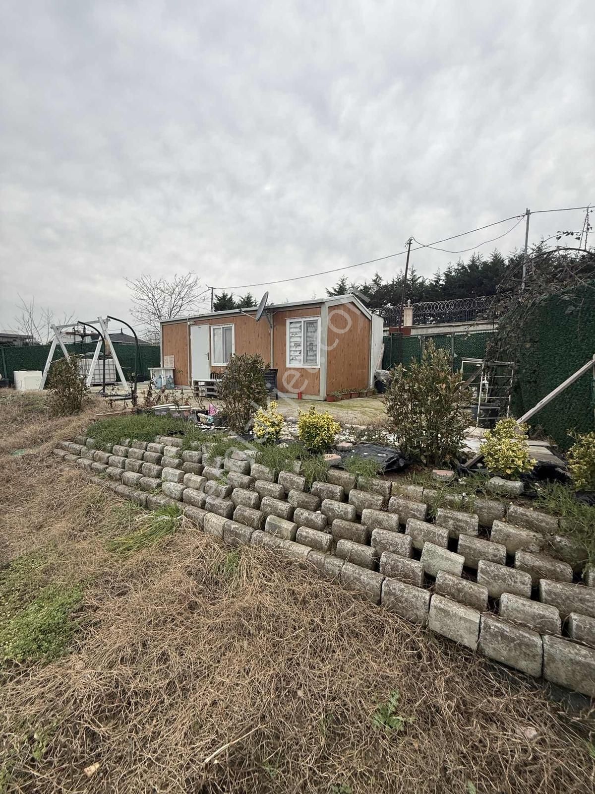 Karaburun Da Konteyner Ve Bahçesi Olan Deniz Manzaralı Arsa - Görsel 17