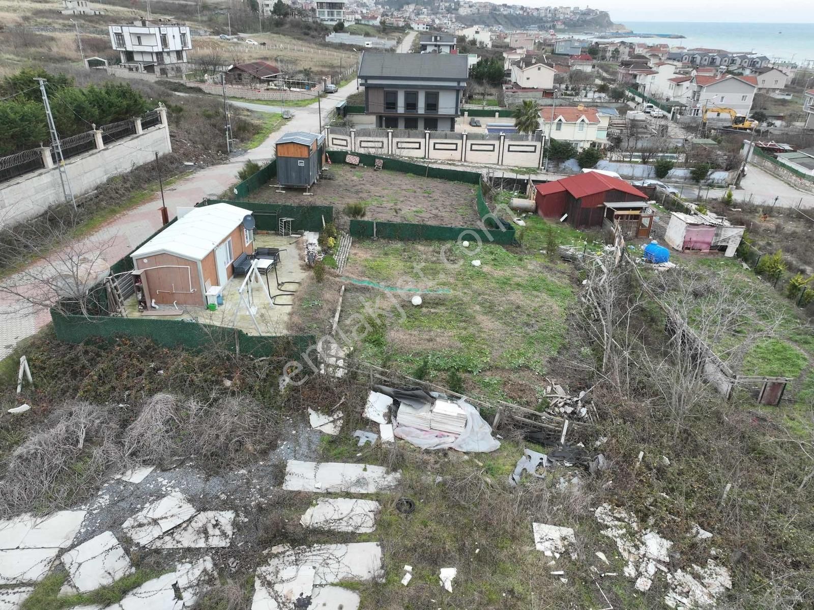 Karaburun Da Konteyner Ve Bahçesi Olan Deniz Manzaralı Arsa - Görsel 15