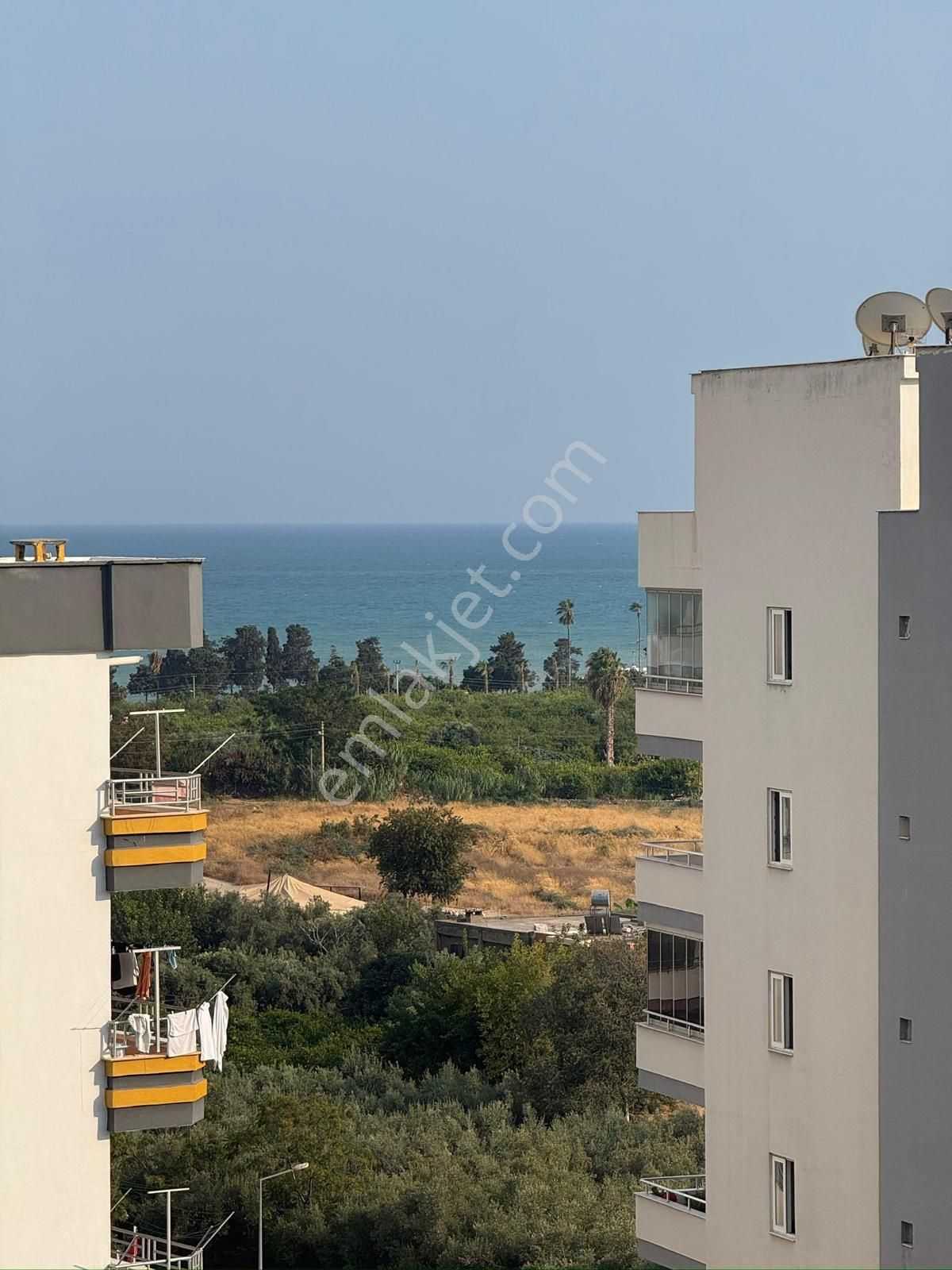 Karınca'dan Viranşehir'de Eşyalı Deniz Manzaralı 3+1 Satılık !!!