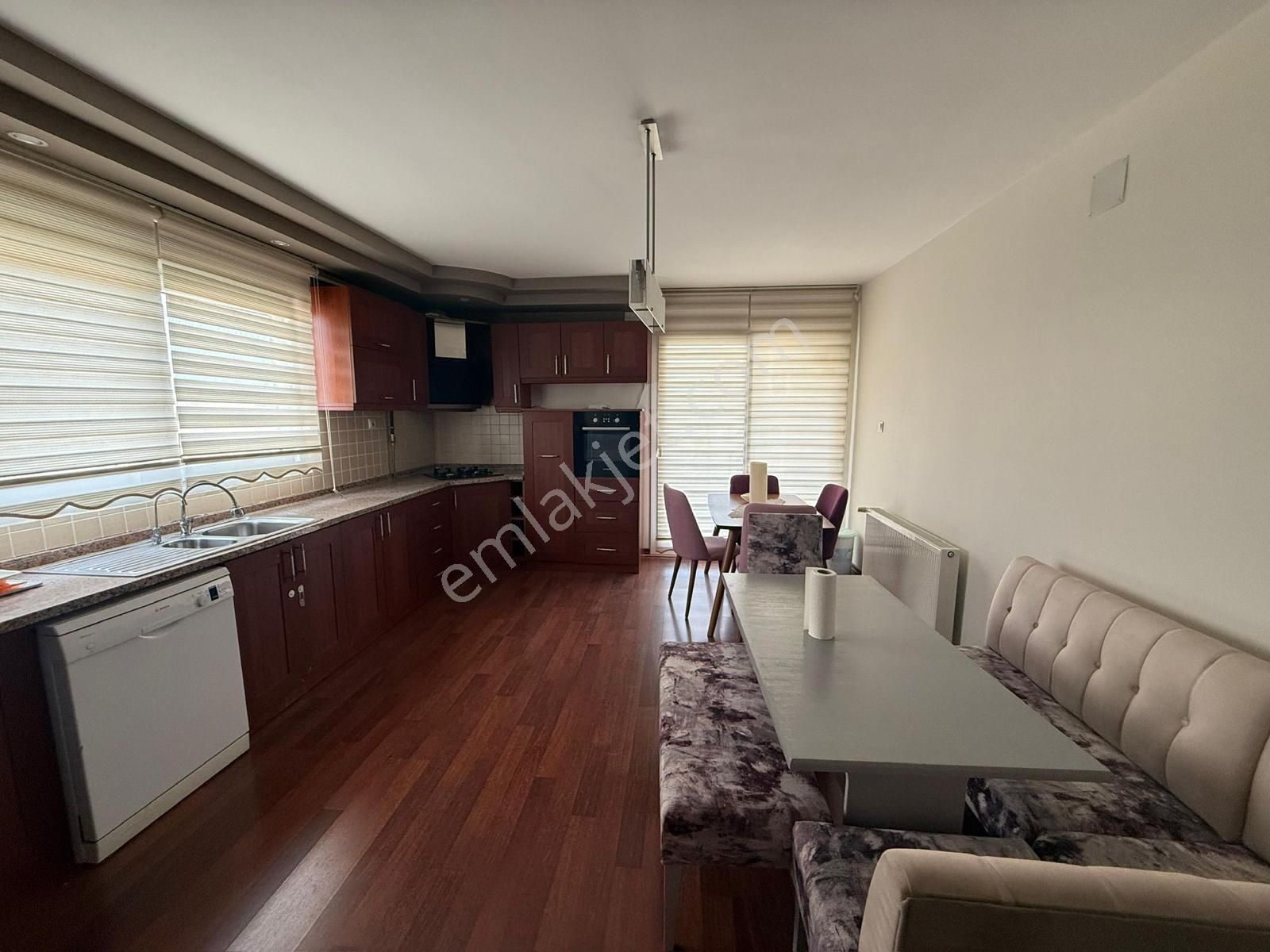 Karınca'dan Viranşehir'de Eşyalı Deniz Manzaralı 3+1 Satılık !!! - Görsel 3