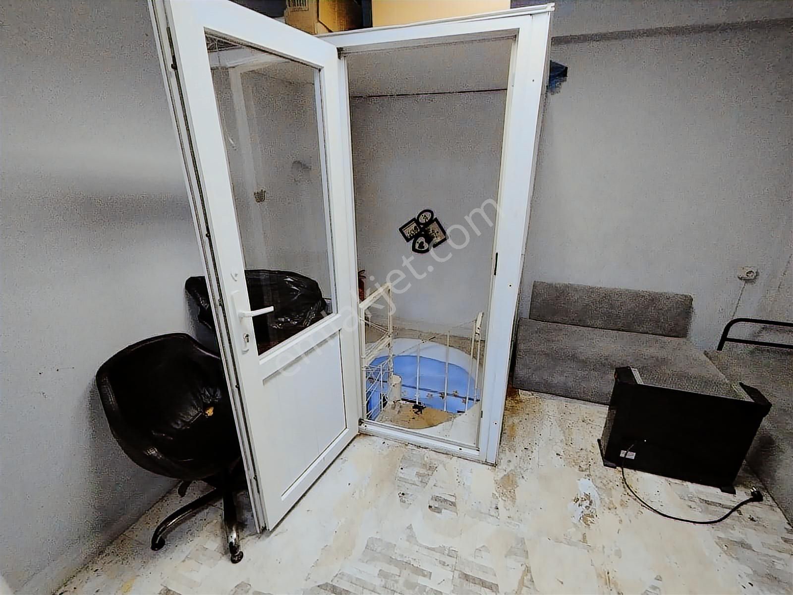 Gaziosmanpaşa Küçükköy Cadde Üzeri Kiralık 2 Katlı Dükkan - Görsel 20