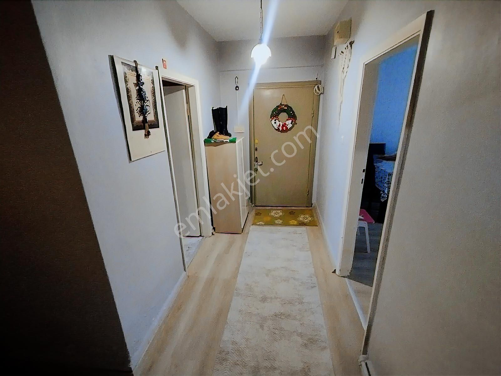 Sultangazi Cumhuriyet Mahallesinde Site İçi Yüksek Giriş 3+1 - Görsel 17