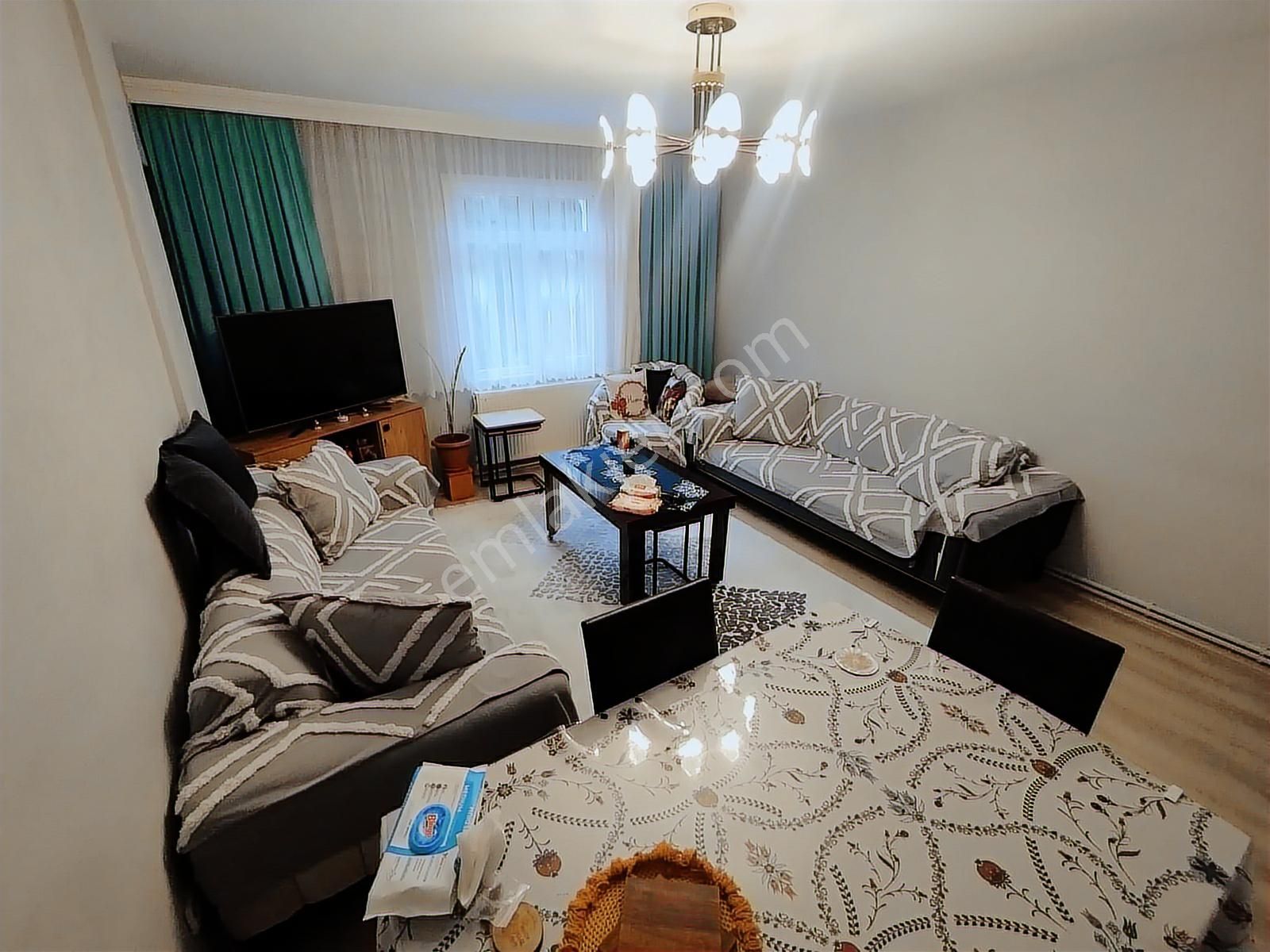 Sultangazi Cumhuriyet Mahallesinde Site İçi Yüksek Giriş 3+1 - Görsel 7