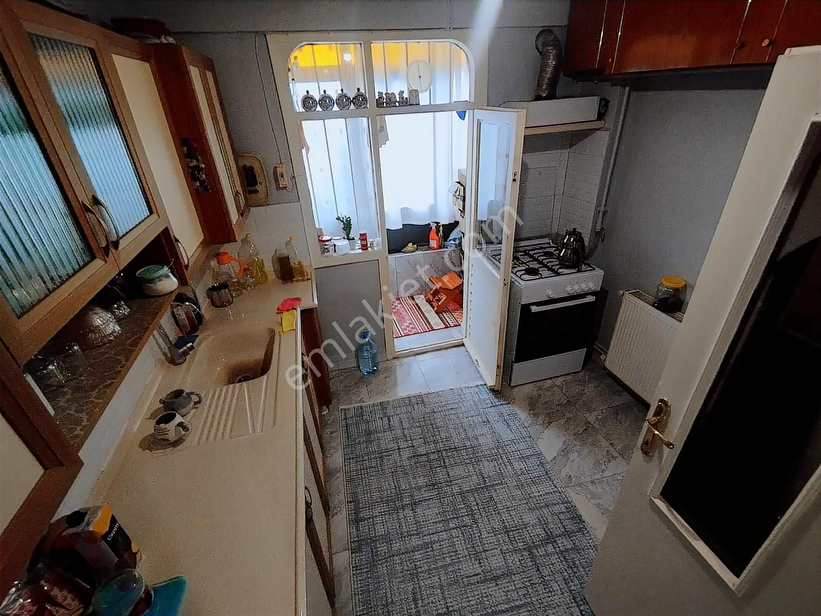 Sultangazi Cumhuriyet Mahallesinde Site İçi Yüksek Giriş 3+1 - Görsel 20