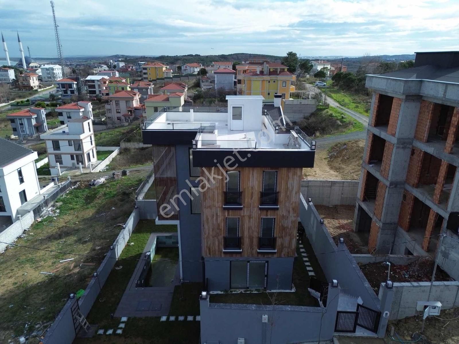 Satılık Arnavutköy Karaburun'da Deniz Manzaralı Lüx Villa - Görsel 2