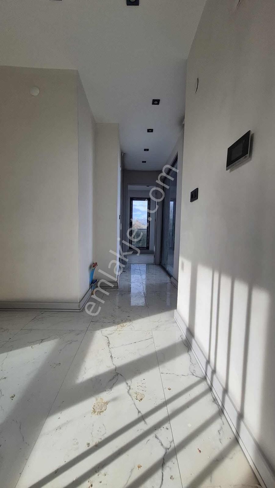 Satılık Arnavutköy Karaburun'da Deniz Manzaralı Lüx Villa - Görsel 16