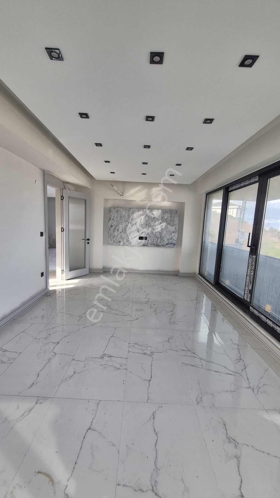 Satılık Arnavutköy Karaburun'da Deniz Manzaralı Lüx Villa - Görsel 10