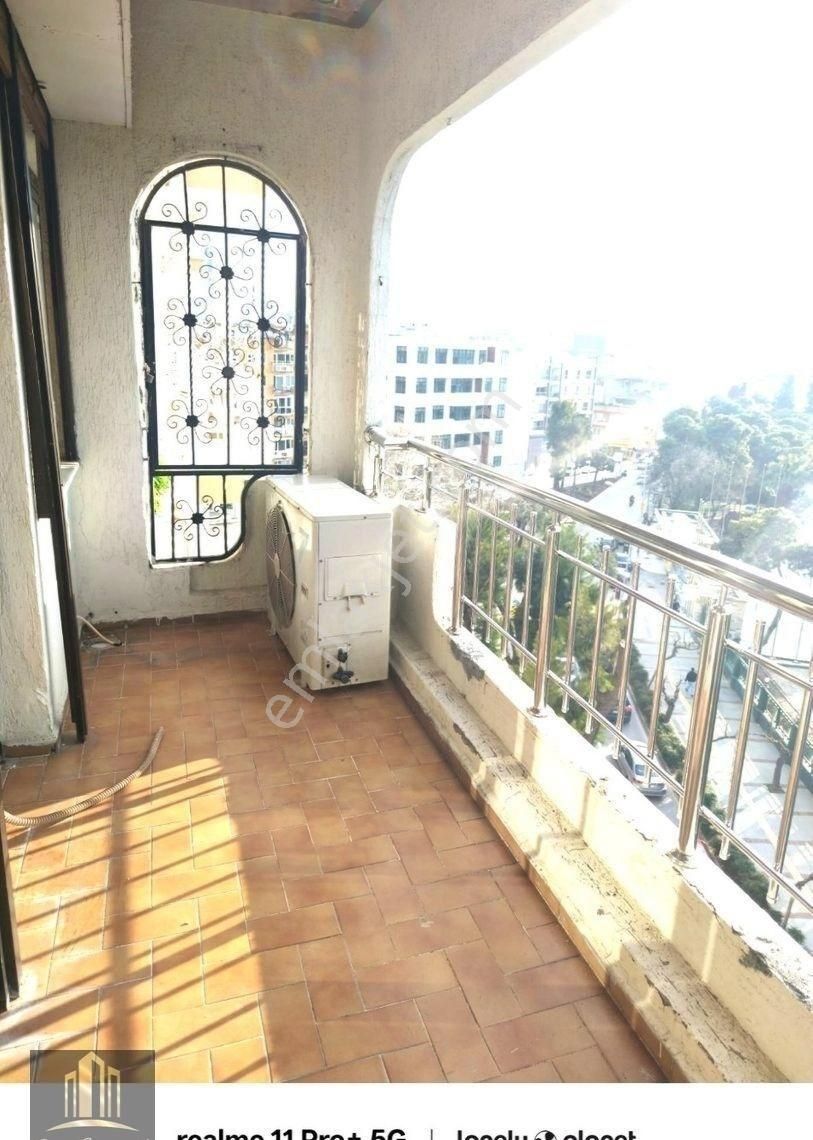 Alsancak Kahramanlar'da Fuar Cepheli 3+1 Asansörlü,doğalgazlı Satılık Daire - Görsel 19