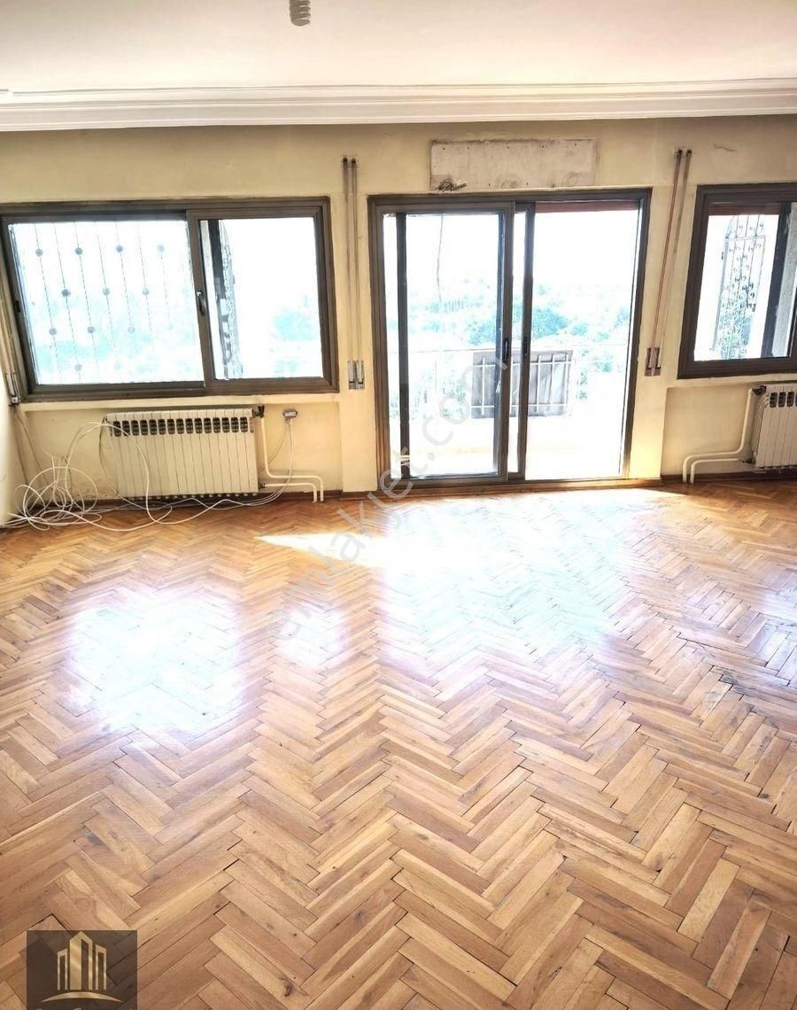 Alsancak Kahramanlar'da Fuar Cepheli 3+1 Asansörlü,doğalgazlı Satılık Daire - Görsel 7