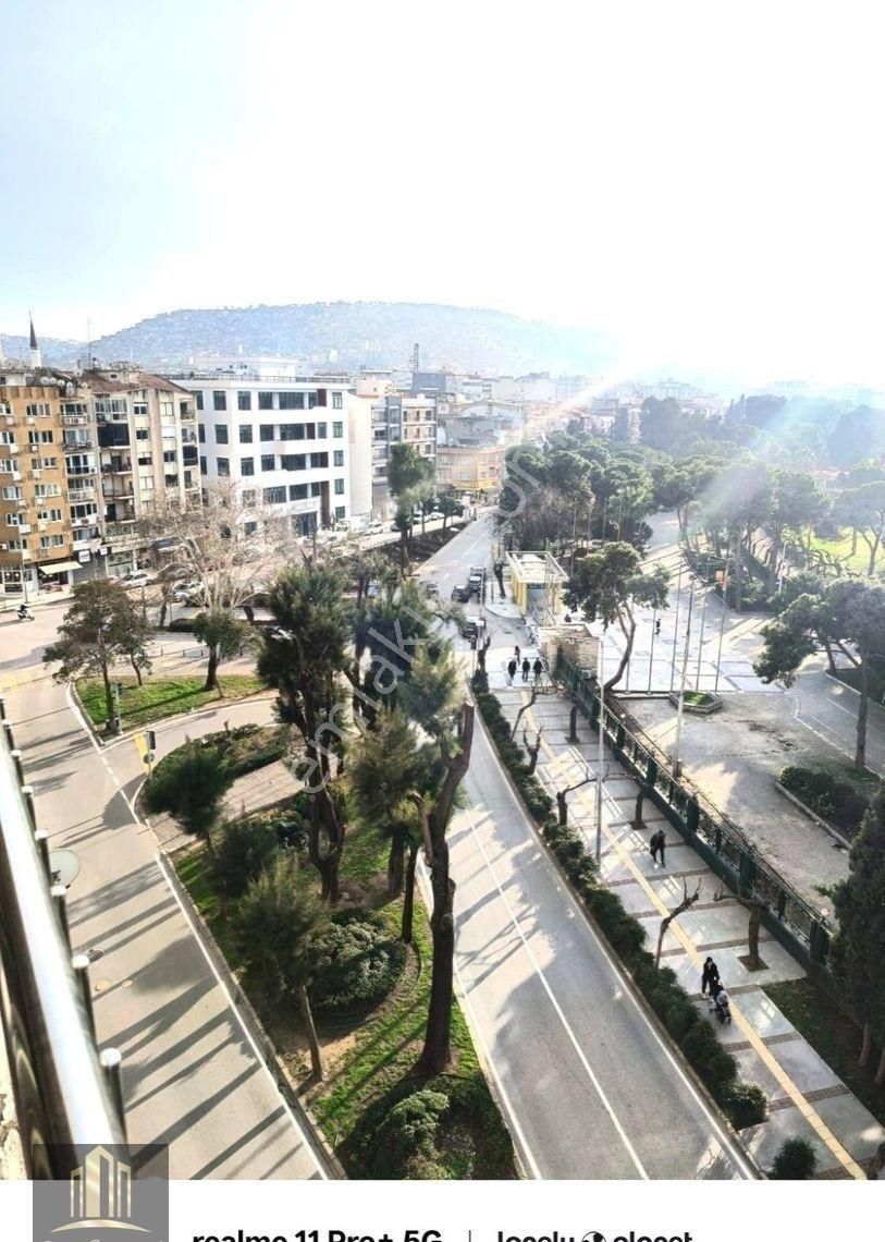 Alsancak Kahramanlar'da Fuar Cepheli 3+1 Asansörlü,doğalgazlı Satılık Daire - Görsel 12