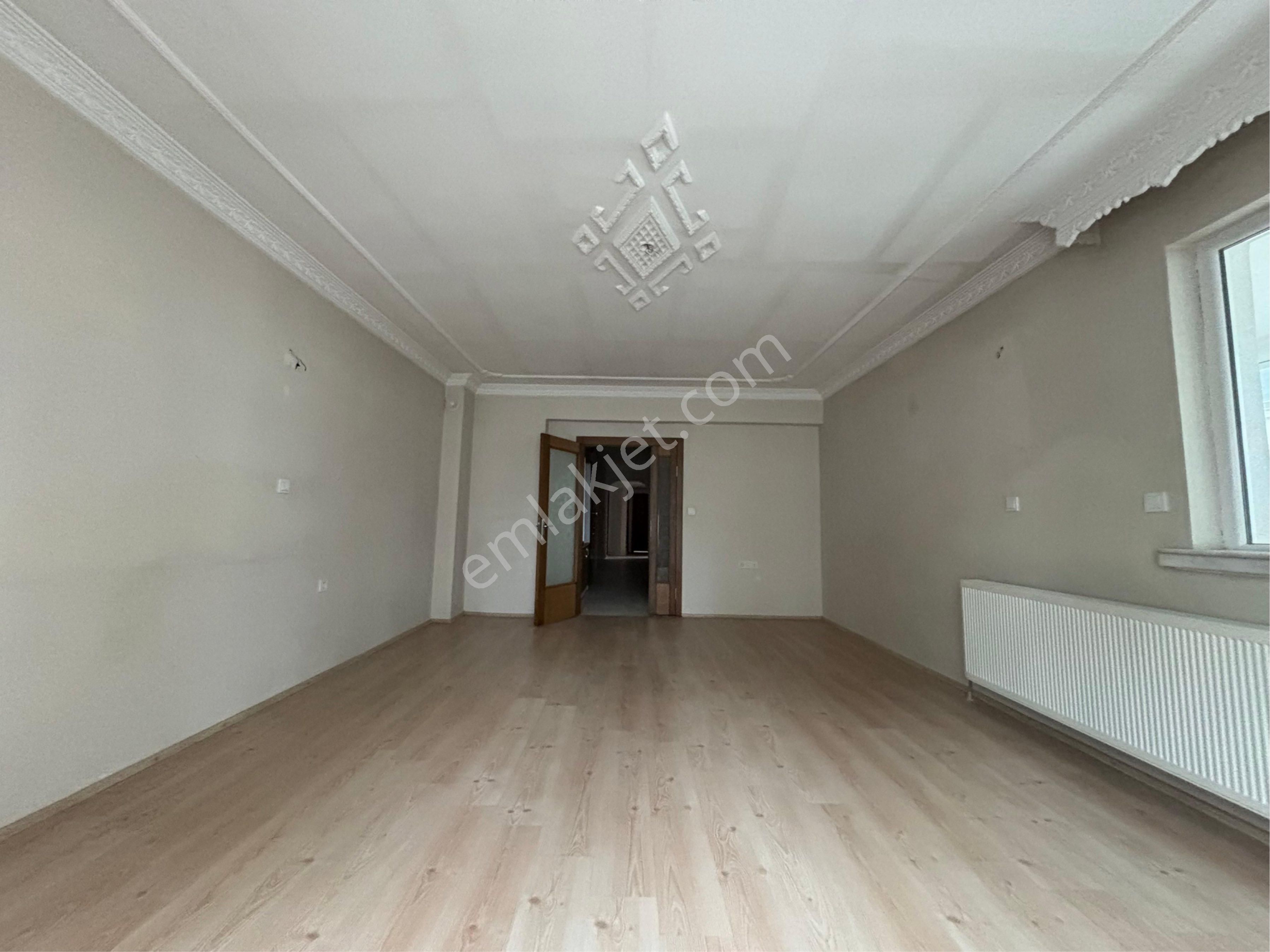 Tekin Emlaktan Pamuklarda Arakat Ebeveyn Banyolu Teras Balkonlu Ön Cephe Bulunmayacak Fırsat Kiralık - Görsel 11