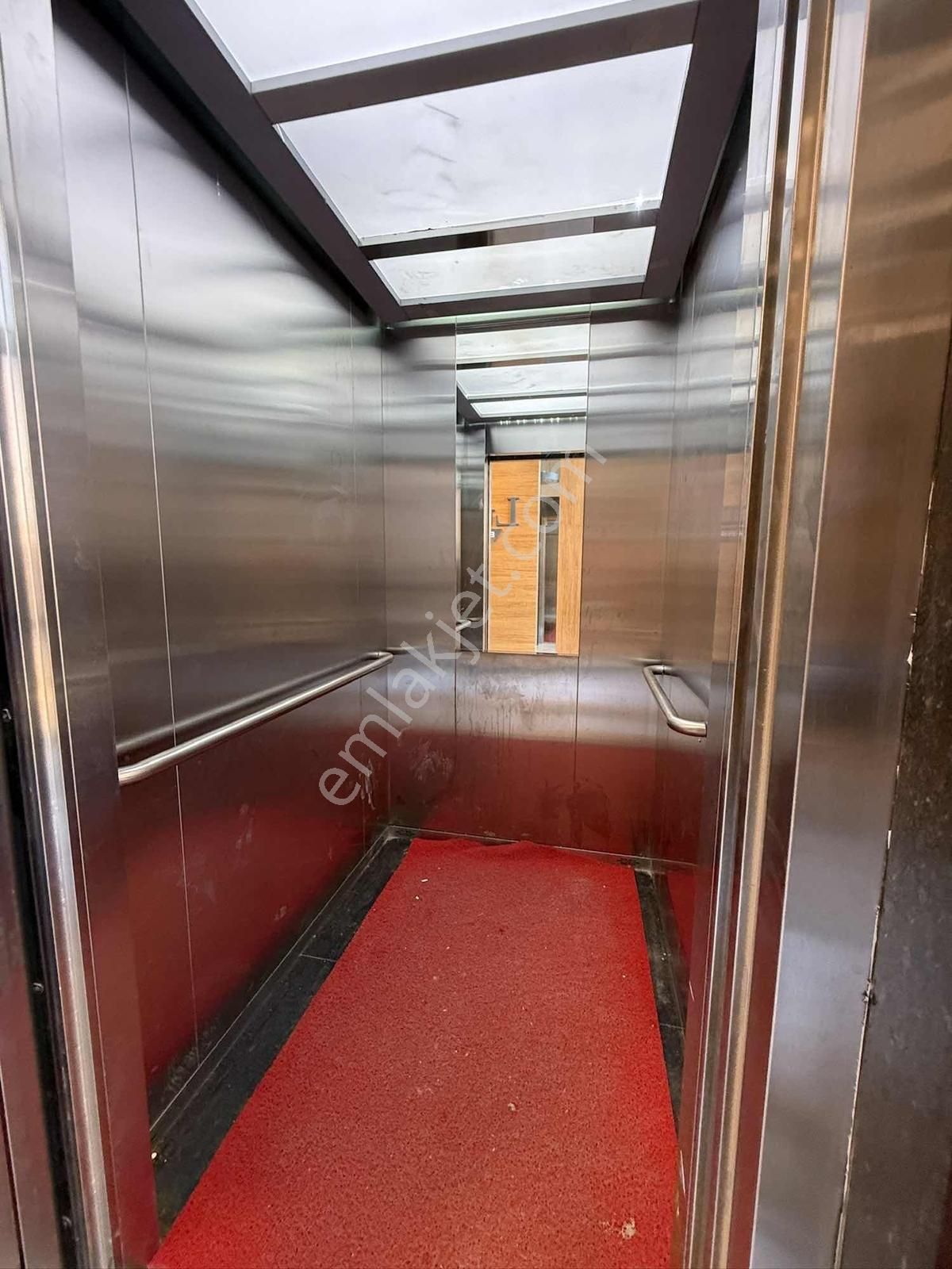 Lüxerada Kiralık Teraslı 1+1 | Ofis & Oturuma Uygun - Görsel 7