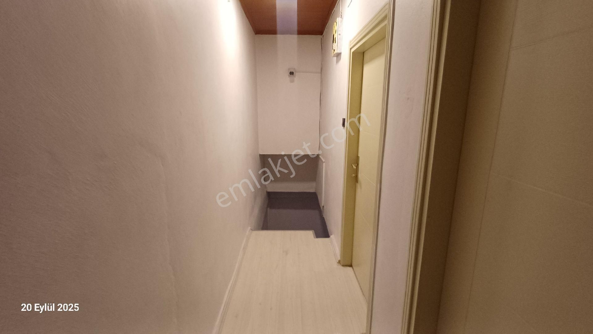 Re/max Mavi Birsen Çulha'dan Yeşillikler İçinde Daire Fiyatına Villa - Görsel 11