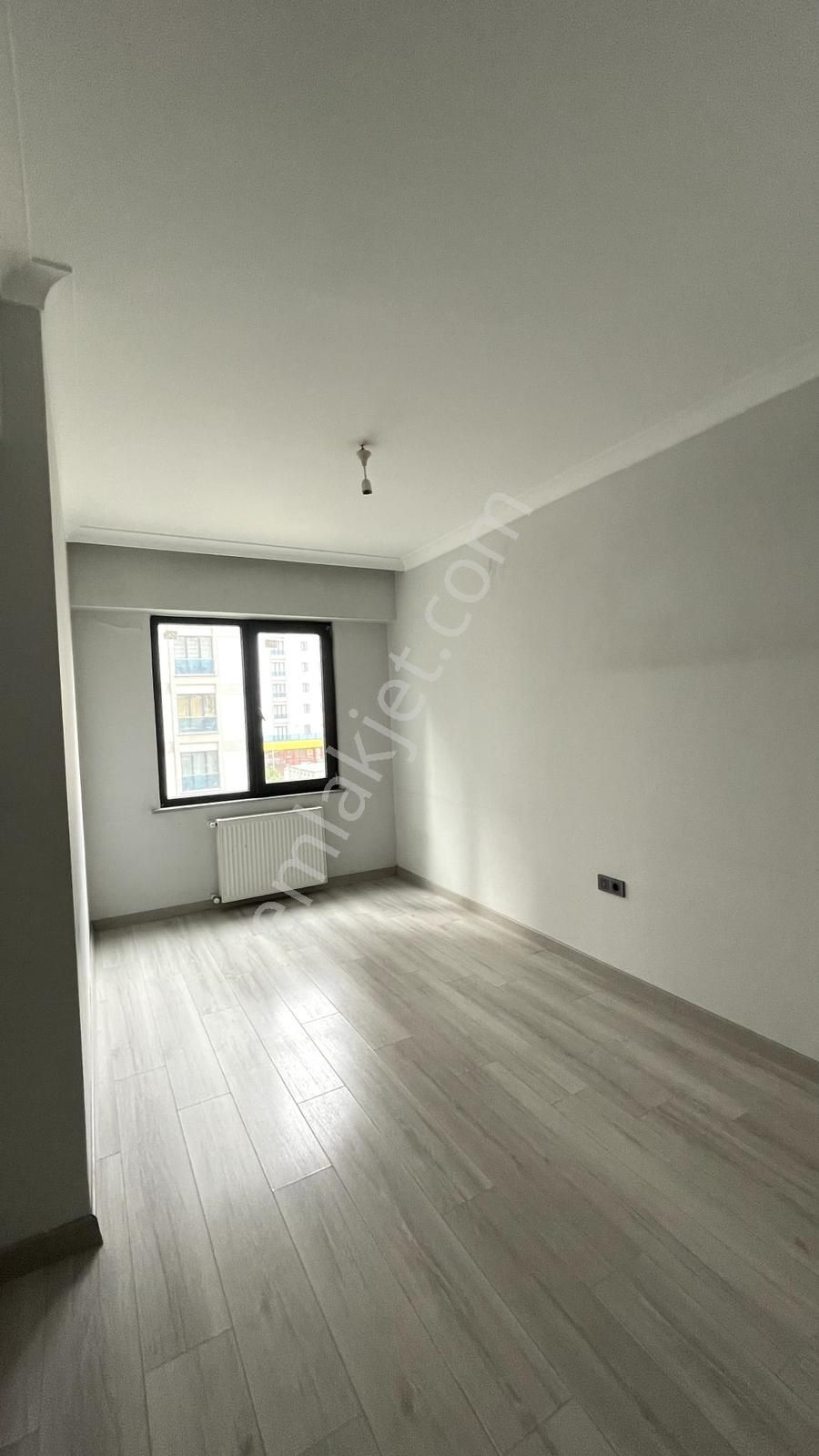 Mavera Ahsen Sitesinde Metrobüse Yakın Boş Kiralık Daire - Görsel 7