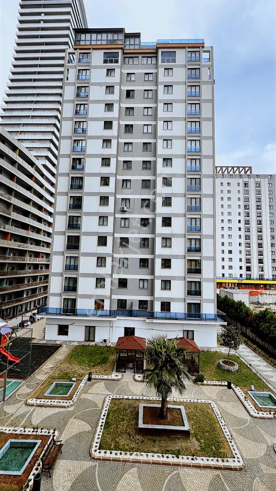 Mavera Ahsen Sitesinde Metrobüse Yakın Boş Kiralık Daire - Görsel 3